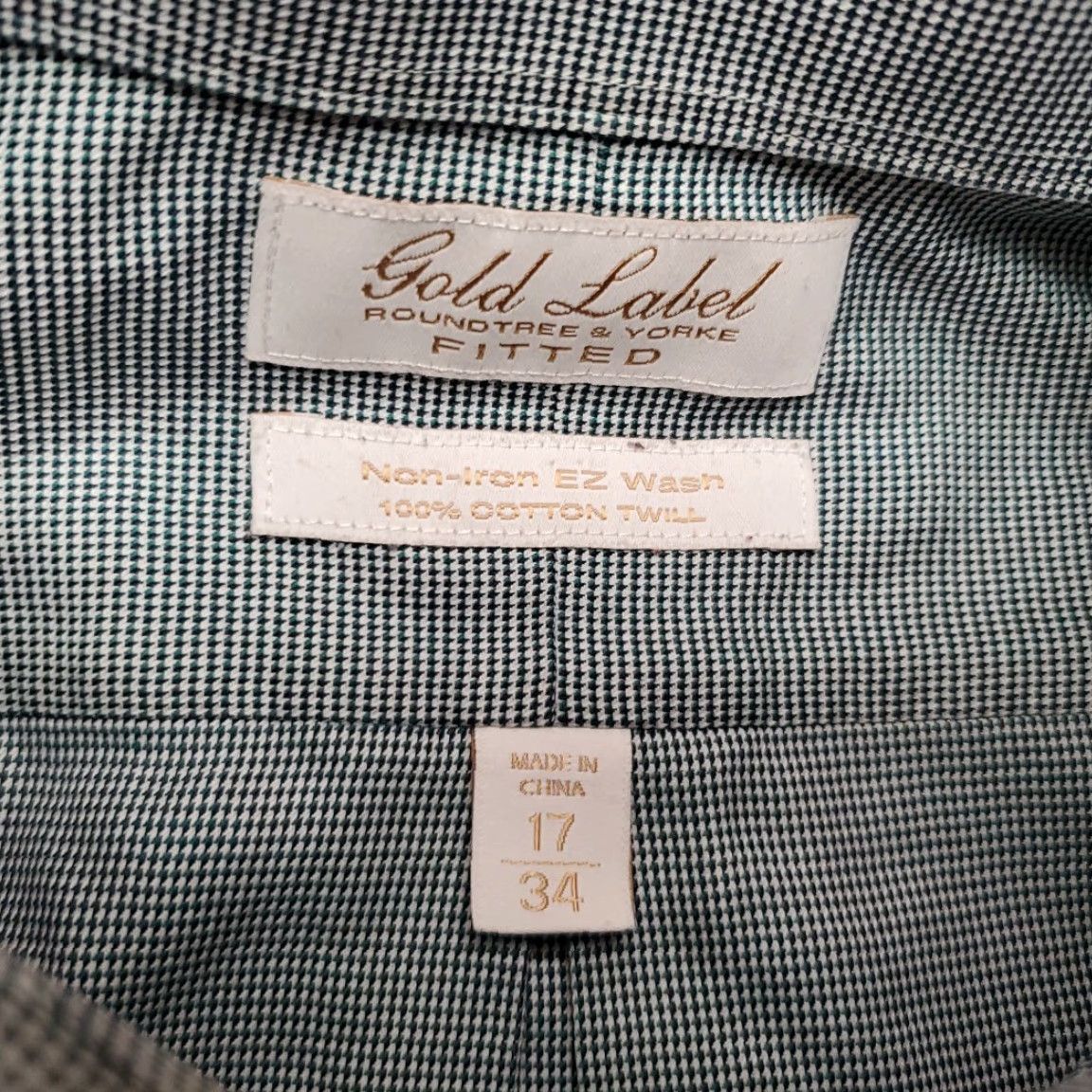 Roundtree & Yorke Gold Label Shirt Men 17 34 Green Cotton Micro Houndstooth No Iron Fitted EZ Wash Shirt Men Green Cotton Micro Houndstooth No Iron Fitted EZ Wash Size US XL / EU 56 / 4 - 5 Thumbnail