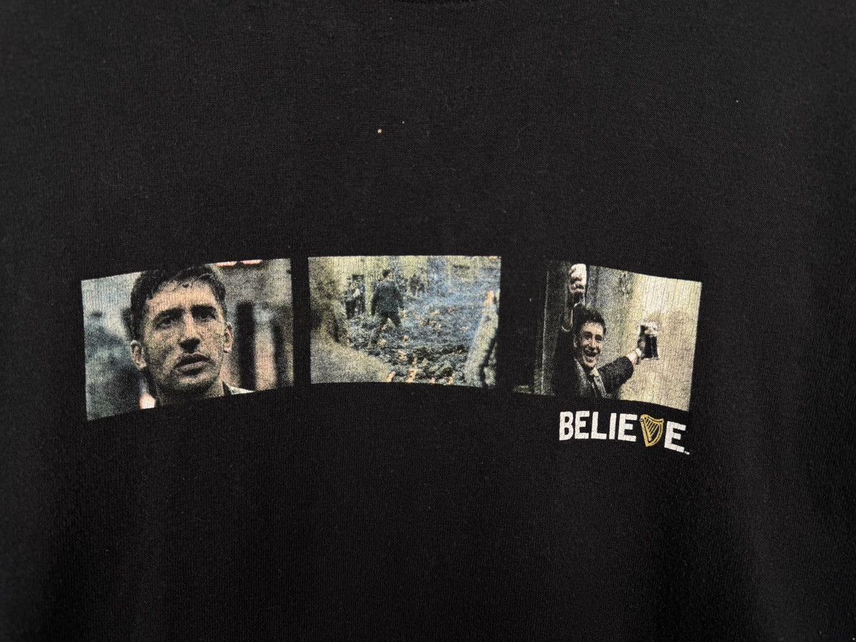 Fruit Of The Loom Believe Movie Scene Graphic T-Shirt Black Short Sleeve Tee Size US L / EU 52-54 / 3 - 5 Thumbnail