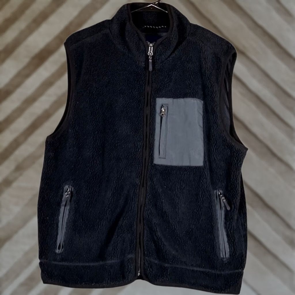 Aeropostale AeroPostale Mens Jacket Black Gray Fleece Outdoor Vest Zip Pockets XL Size US XL / EU 56 / 4 - 1 Thumbnail