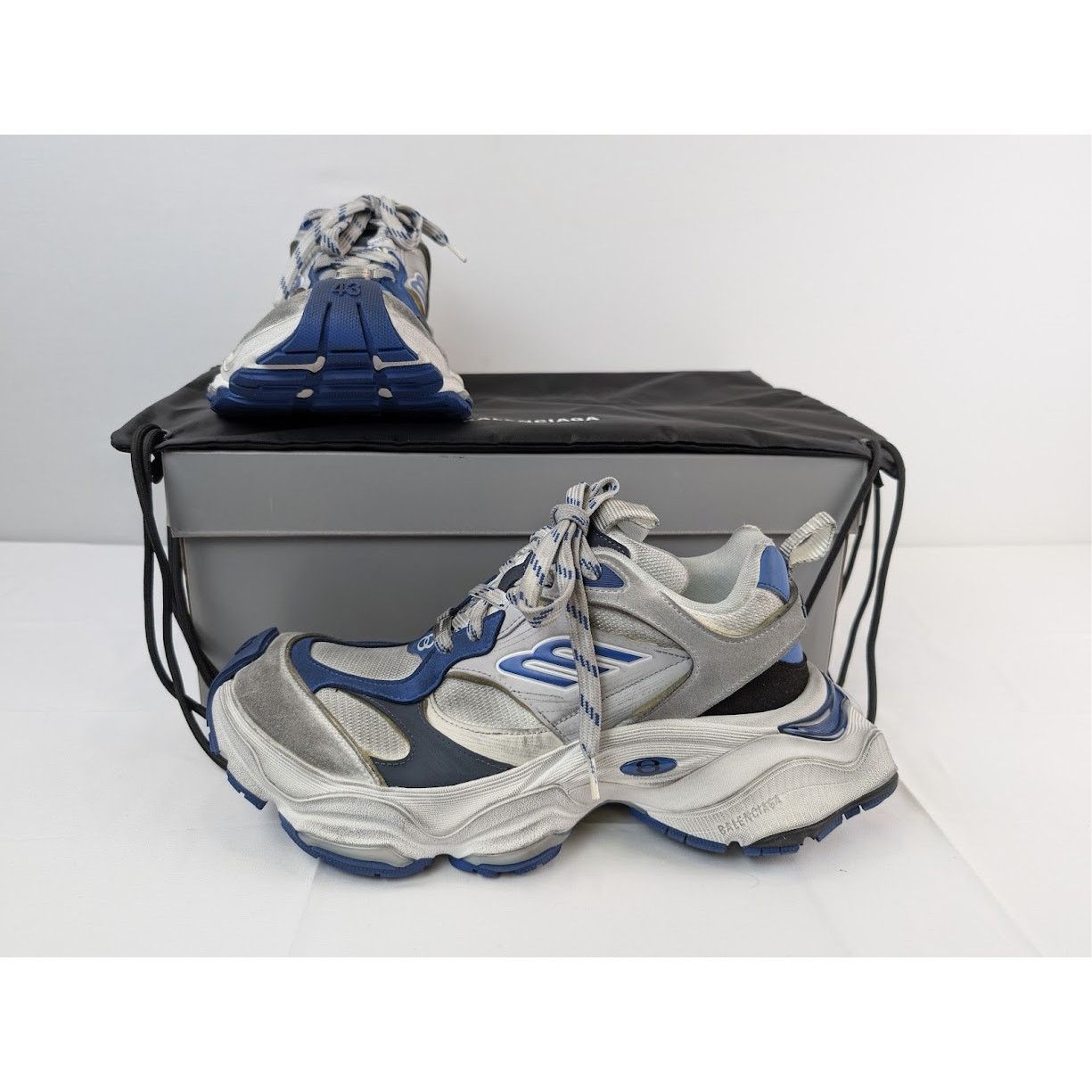 Balenciaga o1rshd1 Suede Mesh Cargo Sneakers in Grey/White/Blue Size US 10 / EU 43 - 19 Thumbnail