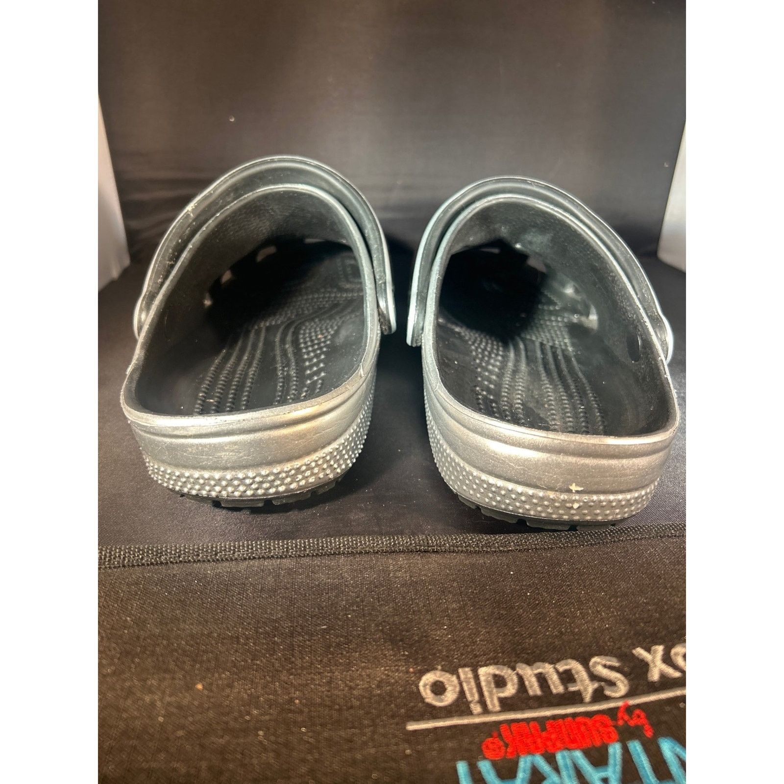 Crocs Crocs Classic Clogs Slides Shoes Gray Slip On Comfort Casual Size US 8 / EU 41 - 2 Thumbnail