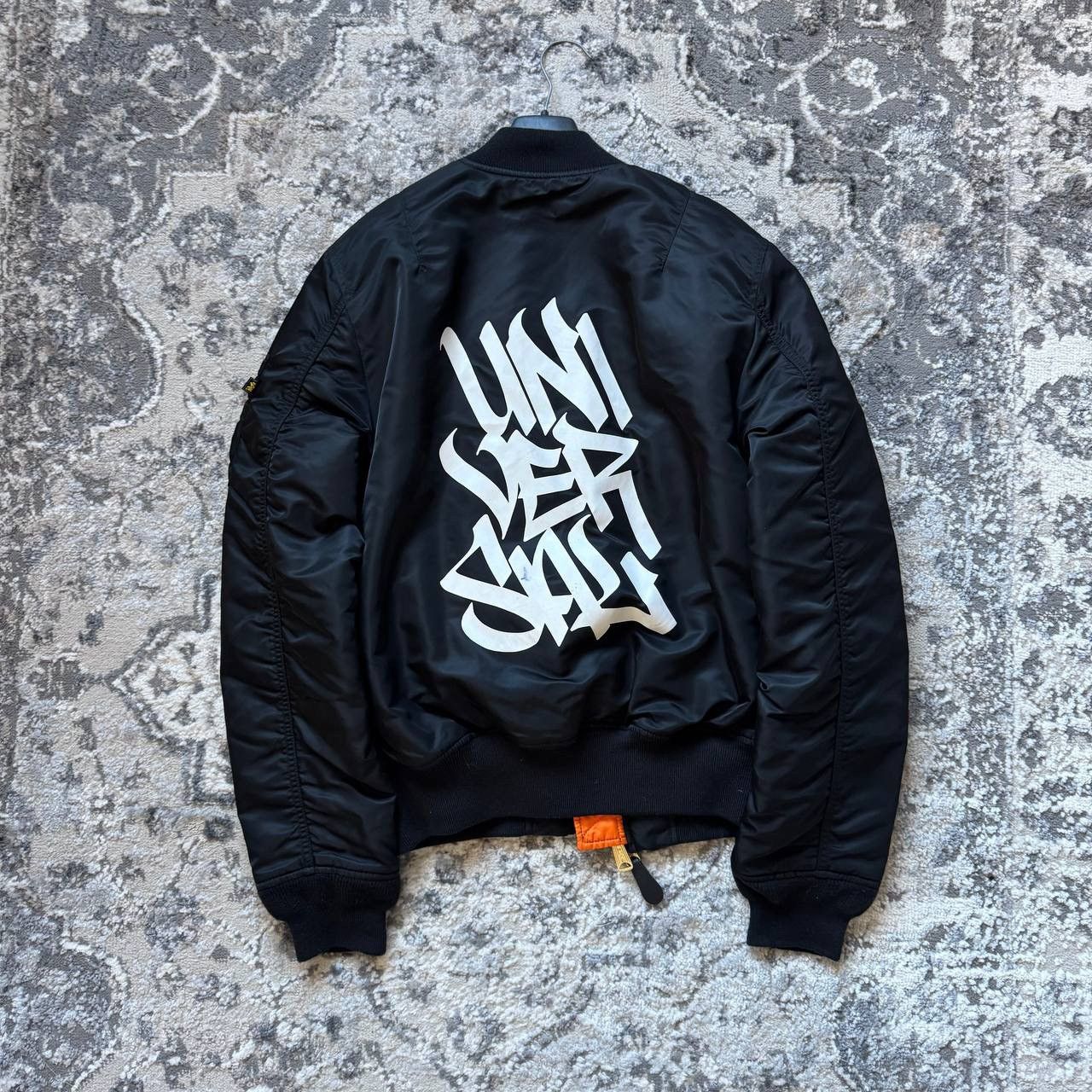 Alpha Industries Alpha Industries Graffiti Reversible MA 1 Bomber Jacket Size US M / EU 48-50 / 2 - 1 Thumbnail
