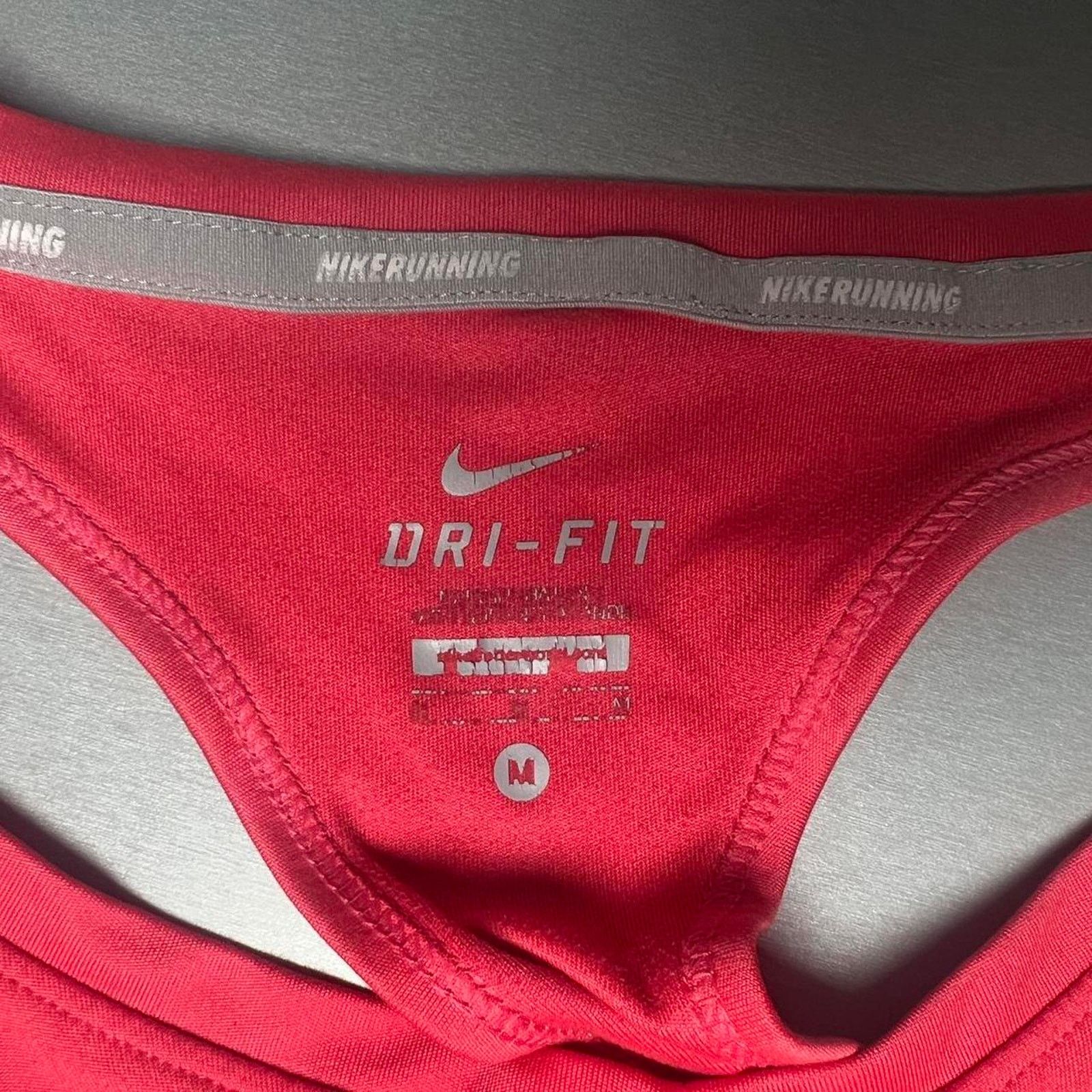 Nike Nike pink dri fit sports Size L / US 10 / IT 46 - 4 Thumbnail