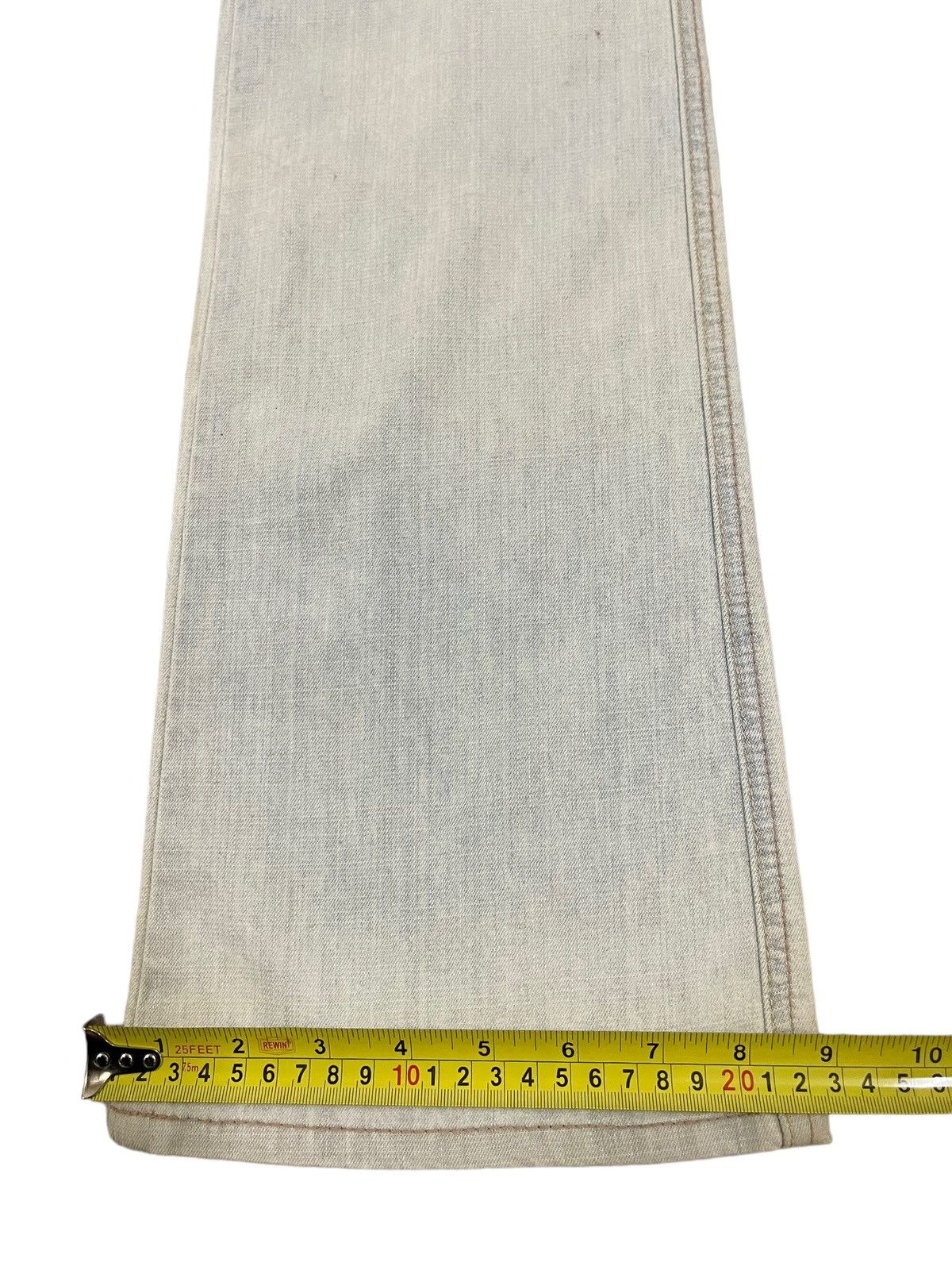 Uniqlo Vintage Japanese Uniqlo Light Blue Wash Flare Jeans Size 28" / US 6 / IT 42 - 14 Thumbnail