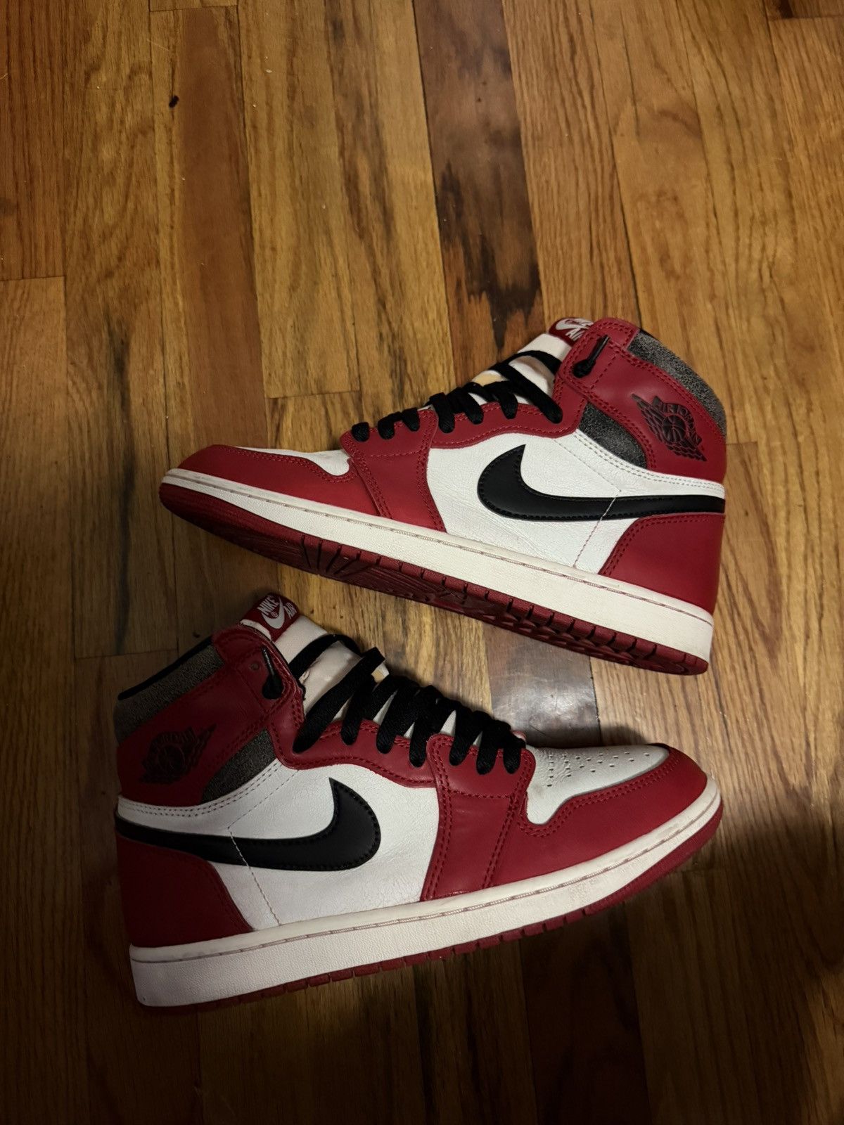Jordan Brand Jordan 1 Chicago Lost and Found Size US 9 / EU 42 - 2 Thumbnail