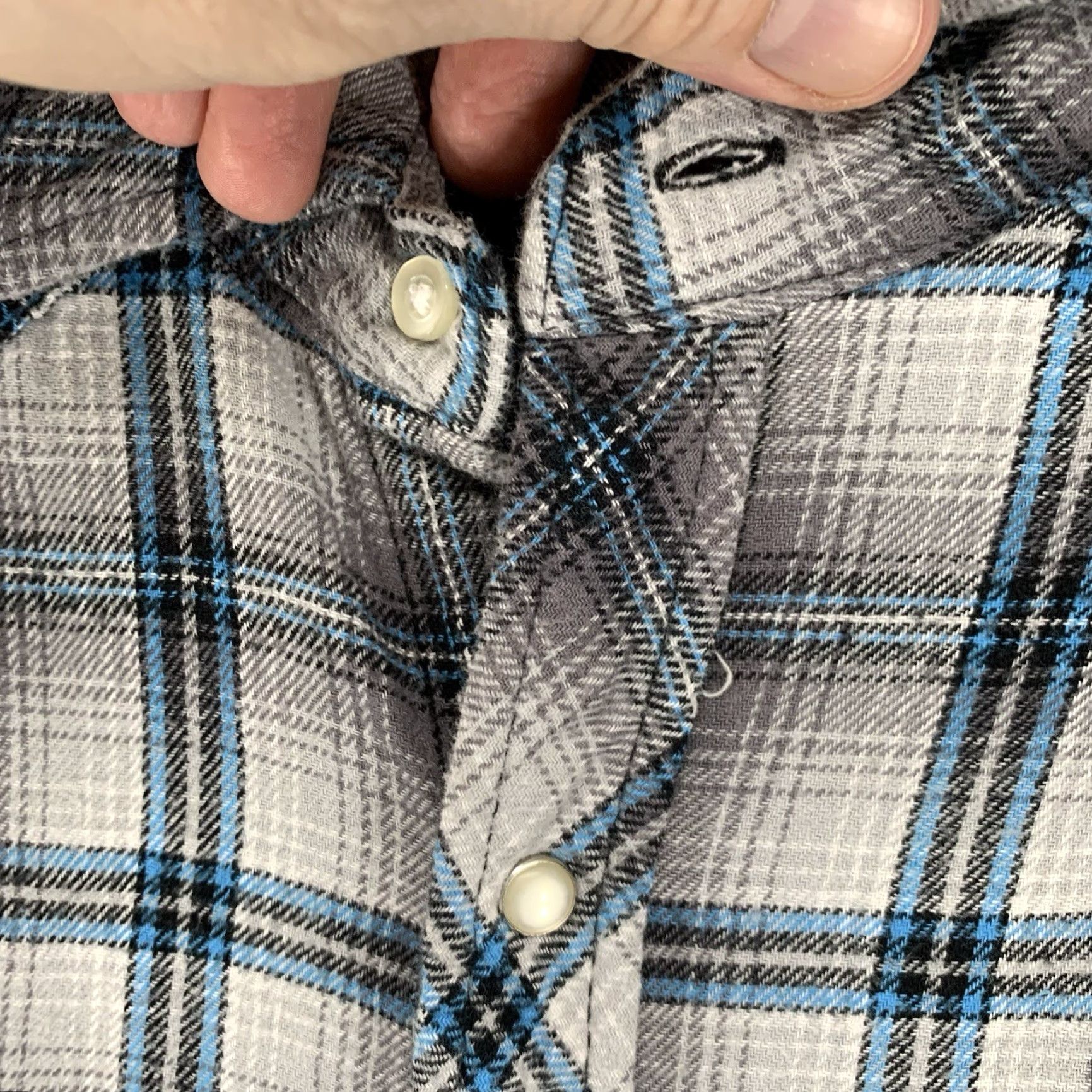 Wrangler VINTAGE Wrangler Western Flannel Shirt Men XL Casual Check Long Sleeve Cotton Blue Gray 90s Western Mens Size US XL / EU 56 / 4 - 5 Thumbnail