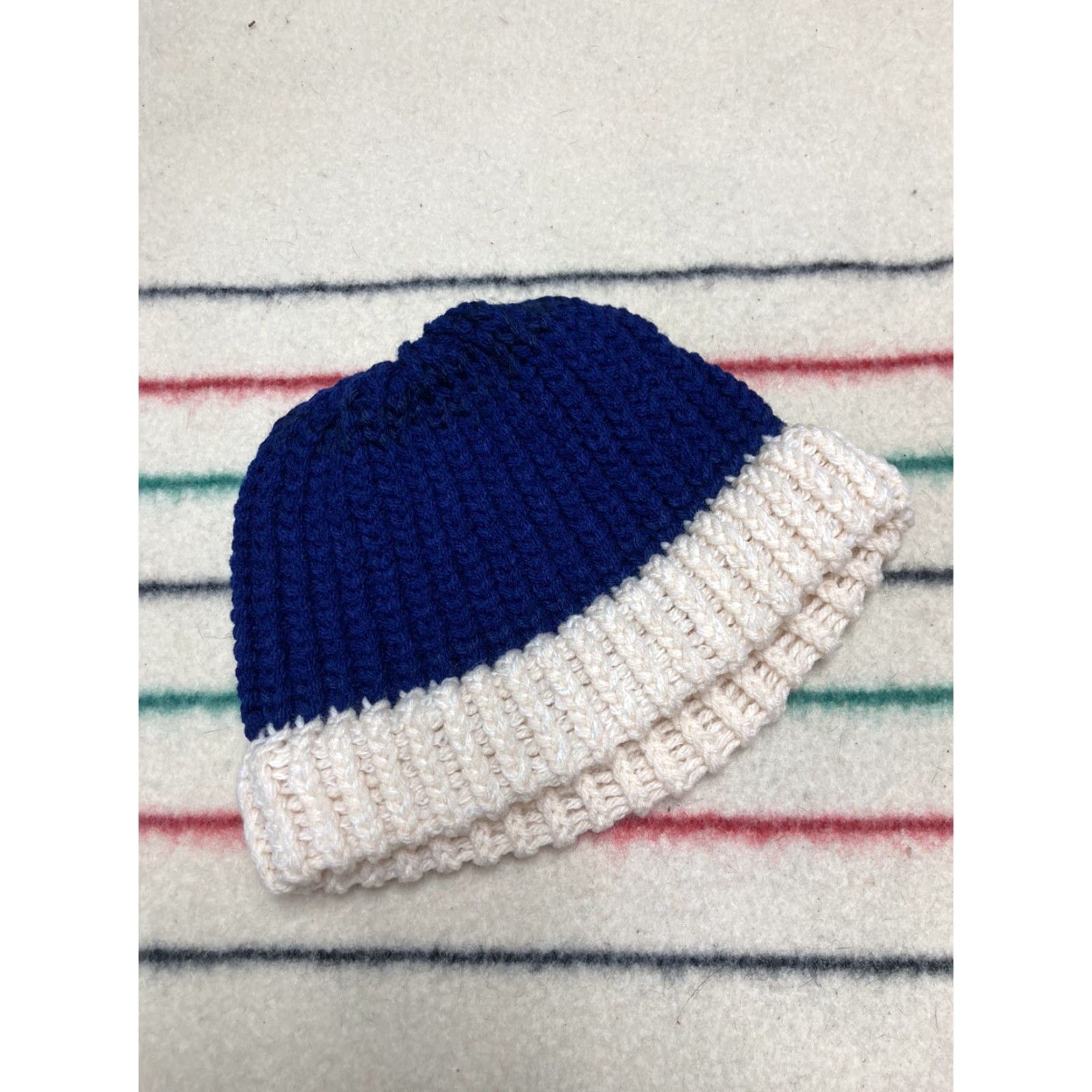 Vintage VINTAGE Crochet Knit Beanie Hand Made Navy Blue White Snow Toboggan Soft Adult Beanie Women One Size Blue Snow White Crochet Knit Beanie Womens Size ONE SIZE - 3 Thumbnail
