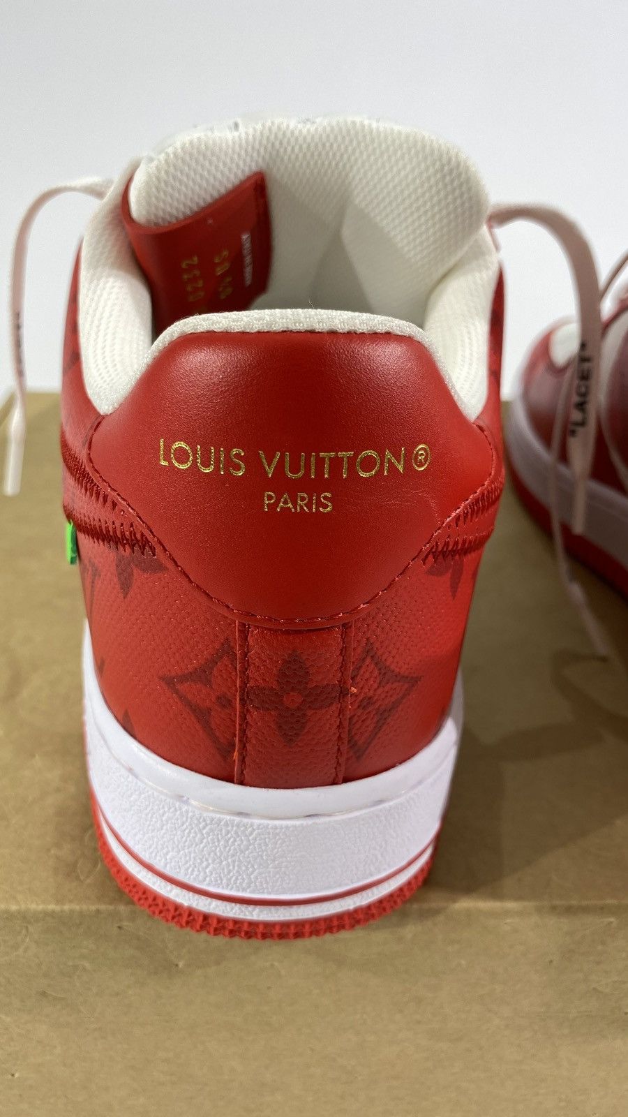 Louis Vuitton Louis Vuitton X Nike 8.5 Air Force 1 White Red Virgil Abloh Size US 8.5 / EU 41-42 - 6 Thumbnail