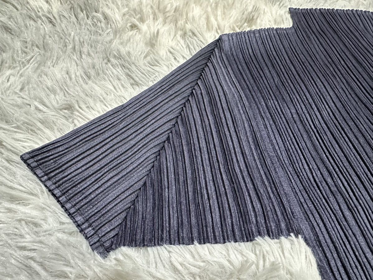 Pleats Please Issey Miyake 🔥Pleats Please Issey Miyake High Neck Top Navy Size US M / EU 48-50 / 2 - 5 Thumbnail