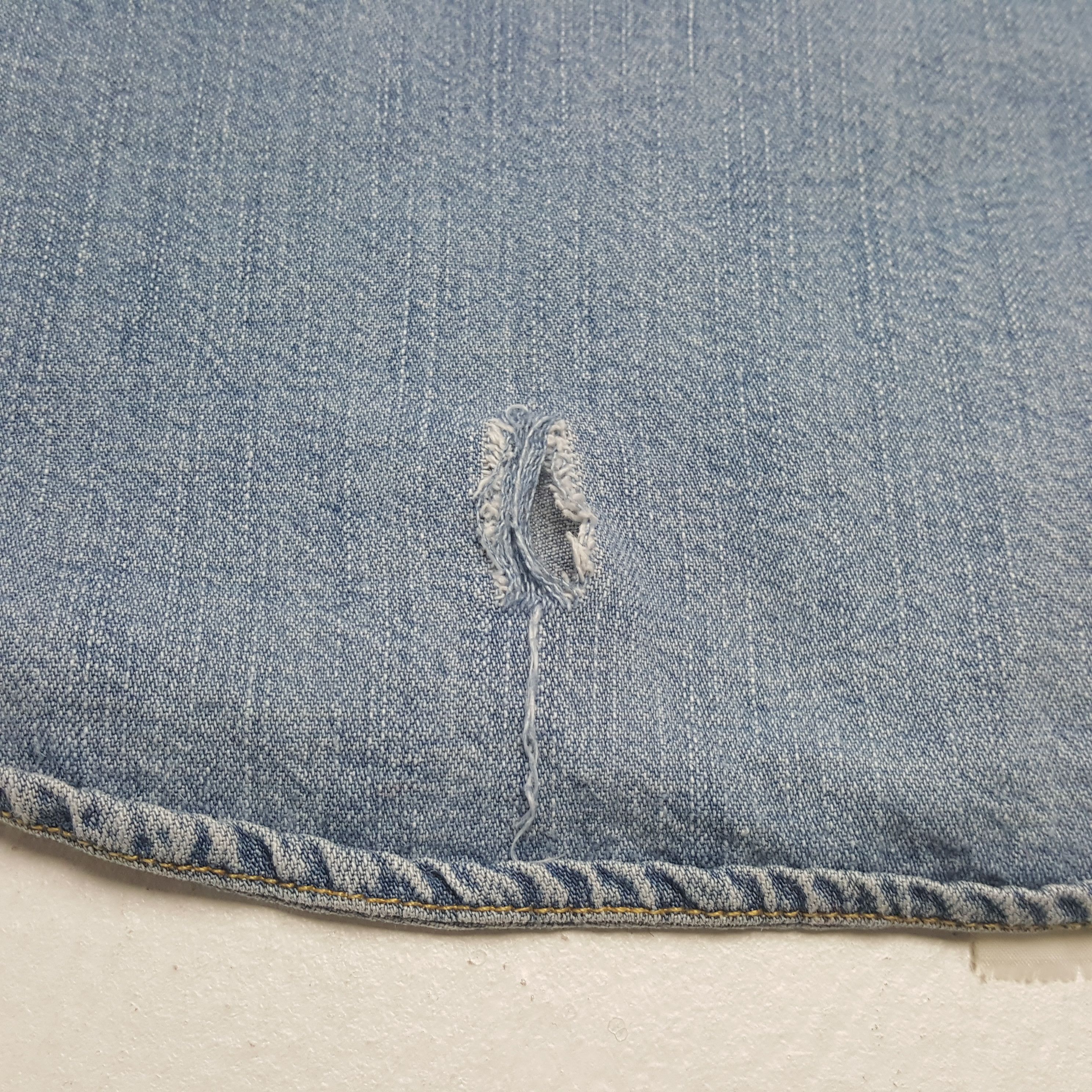 Levi's Vintage Levi's American Style Denim Jeans Shirt C319N25 Size US M / EU 48-50 / 2 - 8 Thumbnail