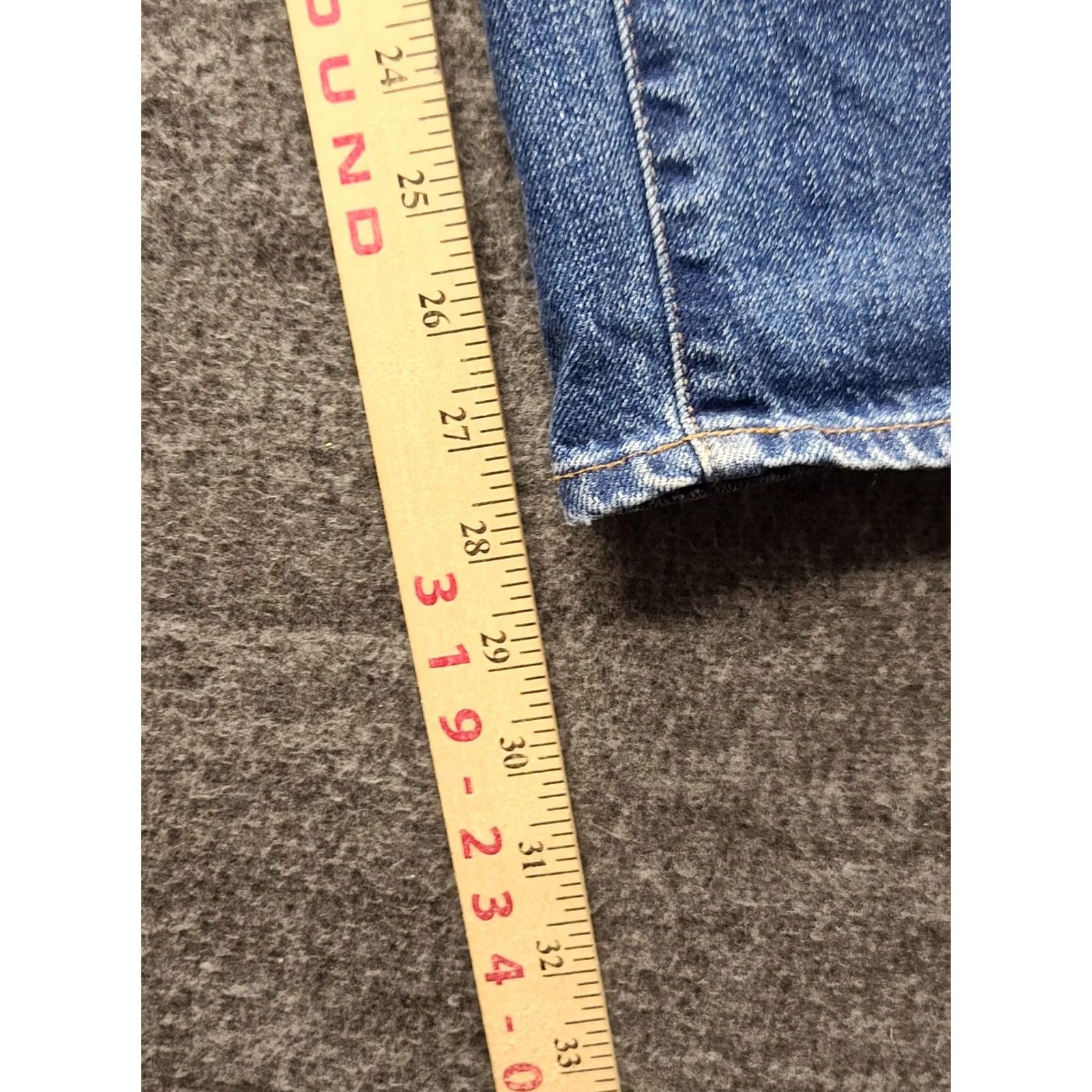 Madewell Madewell Jeans Women 24x28 Regular Fit Straight Leg Medium Wash Denim Cotton Blue 90s Bohemian City Preppy Distressed Stretch Mens Womens Girls Size 42" / US 20 - 6 Thumbnail