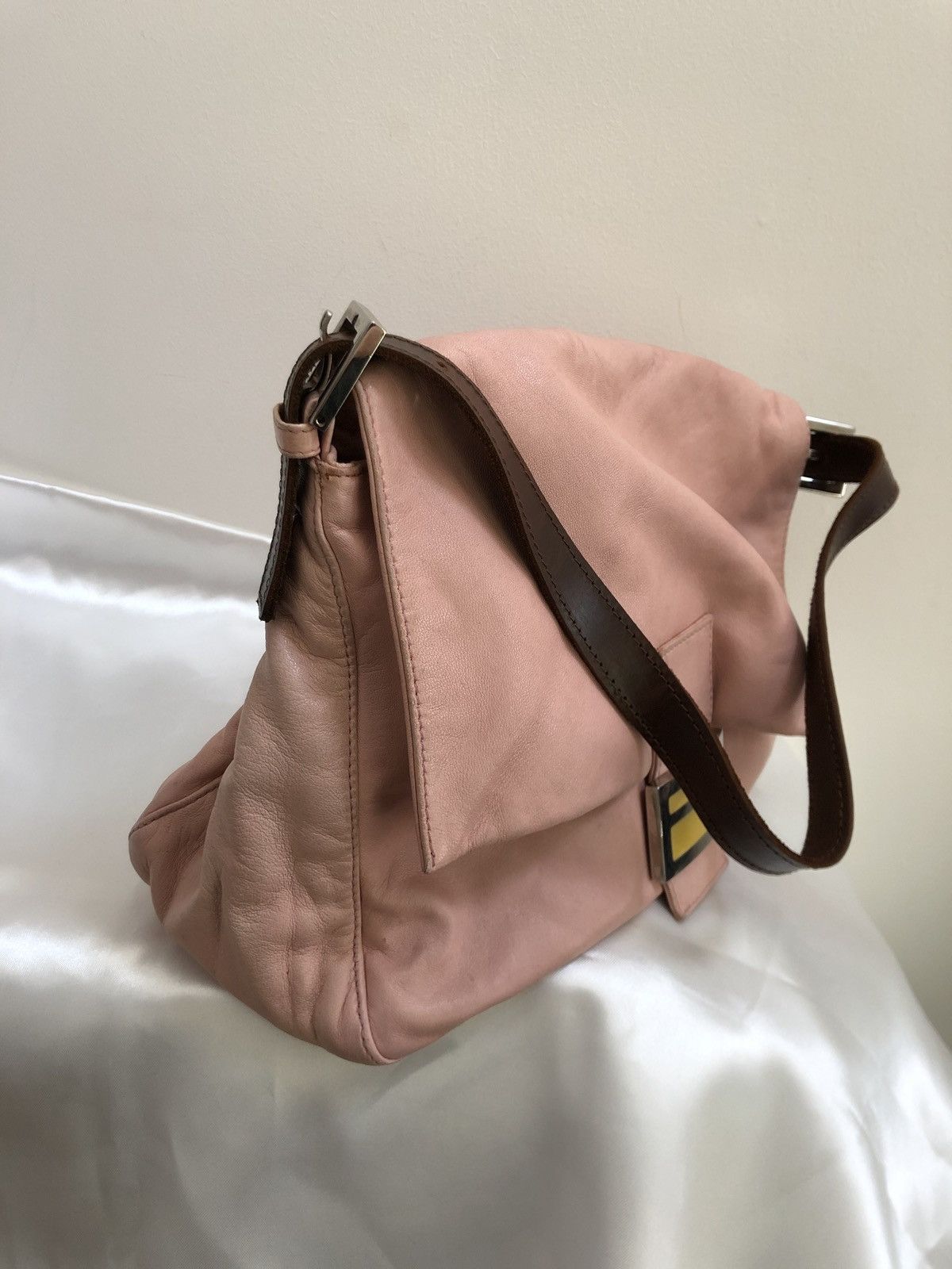 Fendi Sold Out Fendi Baguette Leather Bag Size ONE SIZE - 3 Thumbnail