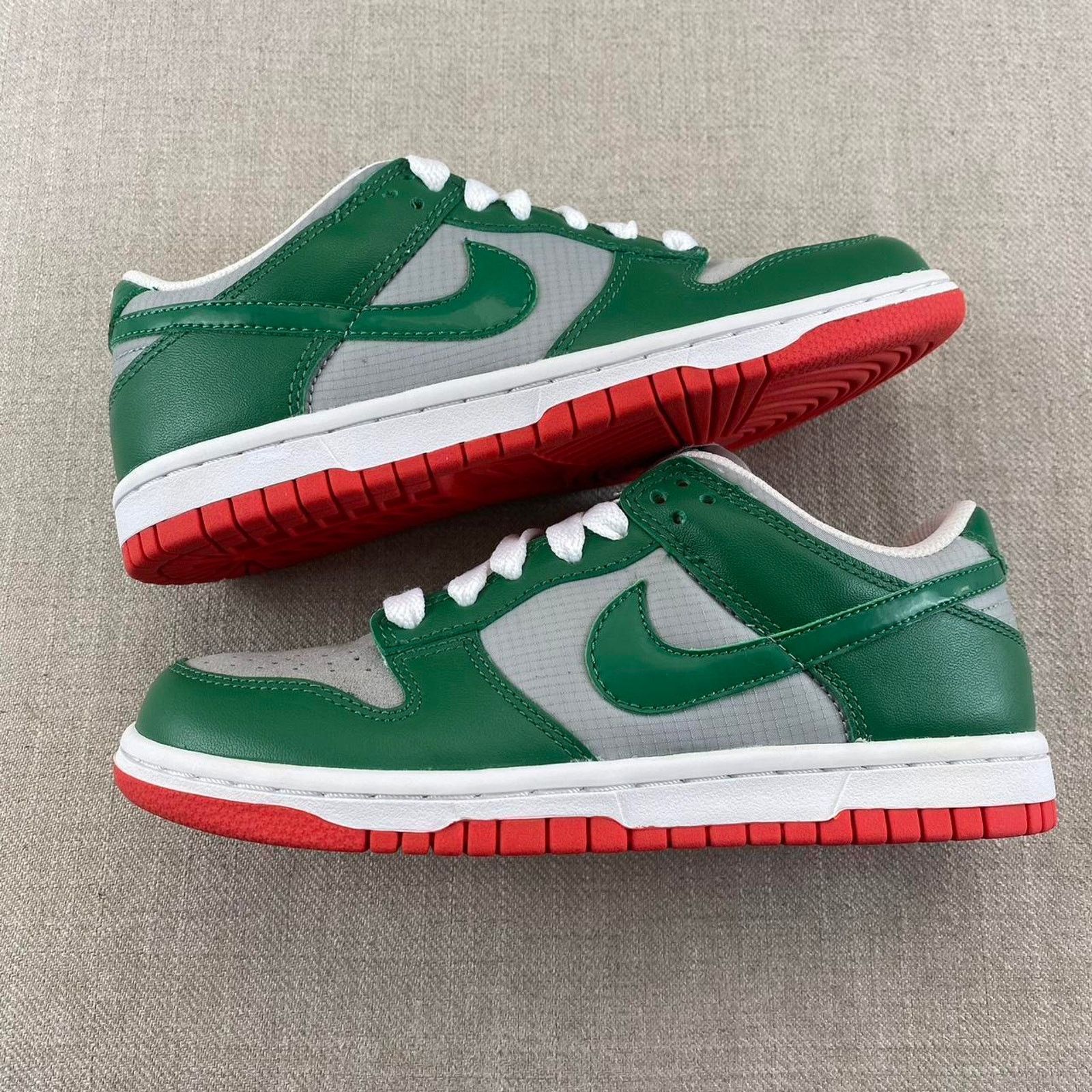 Nike 2008 Nike Dunk Low “Pine Green” Size US 6 / IT 36 - 3 Thumbnail