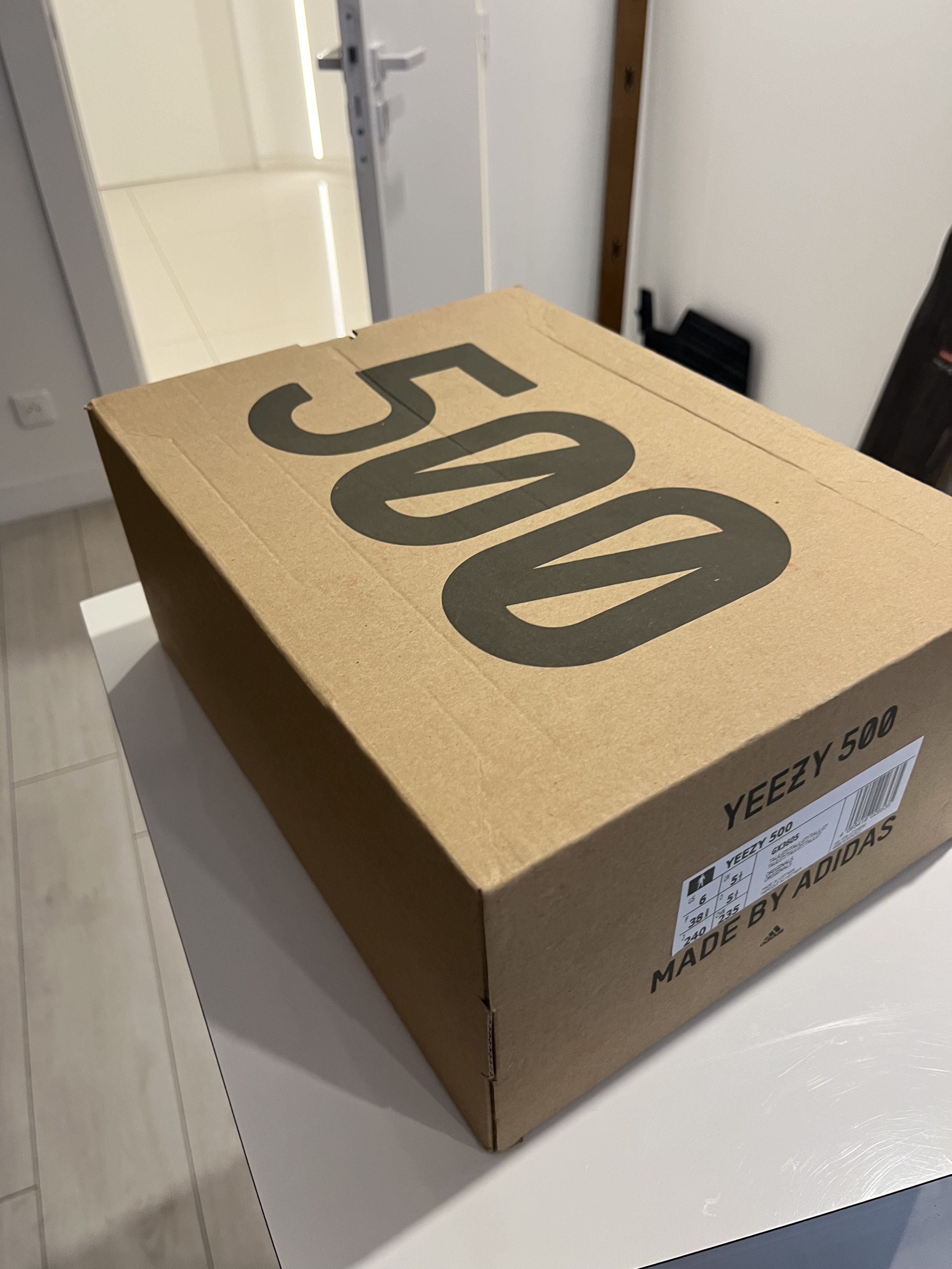 Adidas Yeezy 500 Size US 6 / EU 39 - 6 Thumbnail
