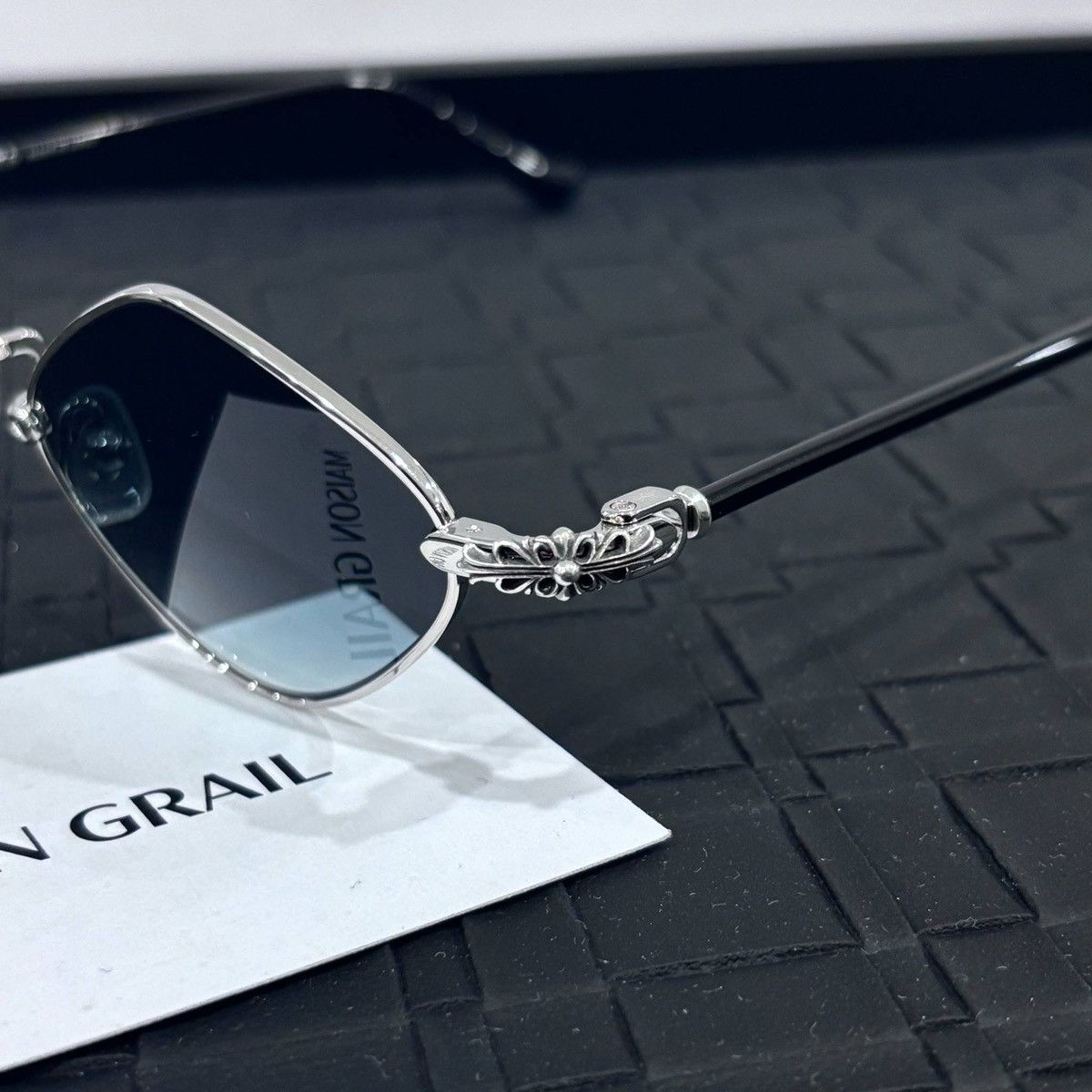 Chrome Hearts CHROME HEARTS DIAMOND DOG SUNGLASSES Size ONE SIZE - 3 Thumbnail