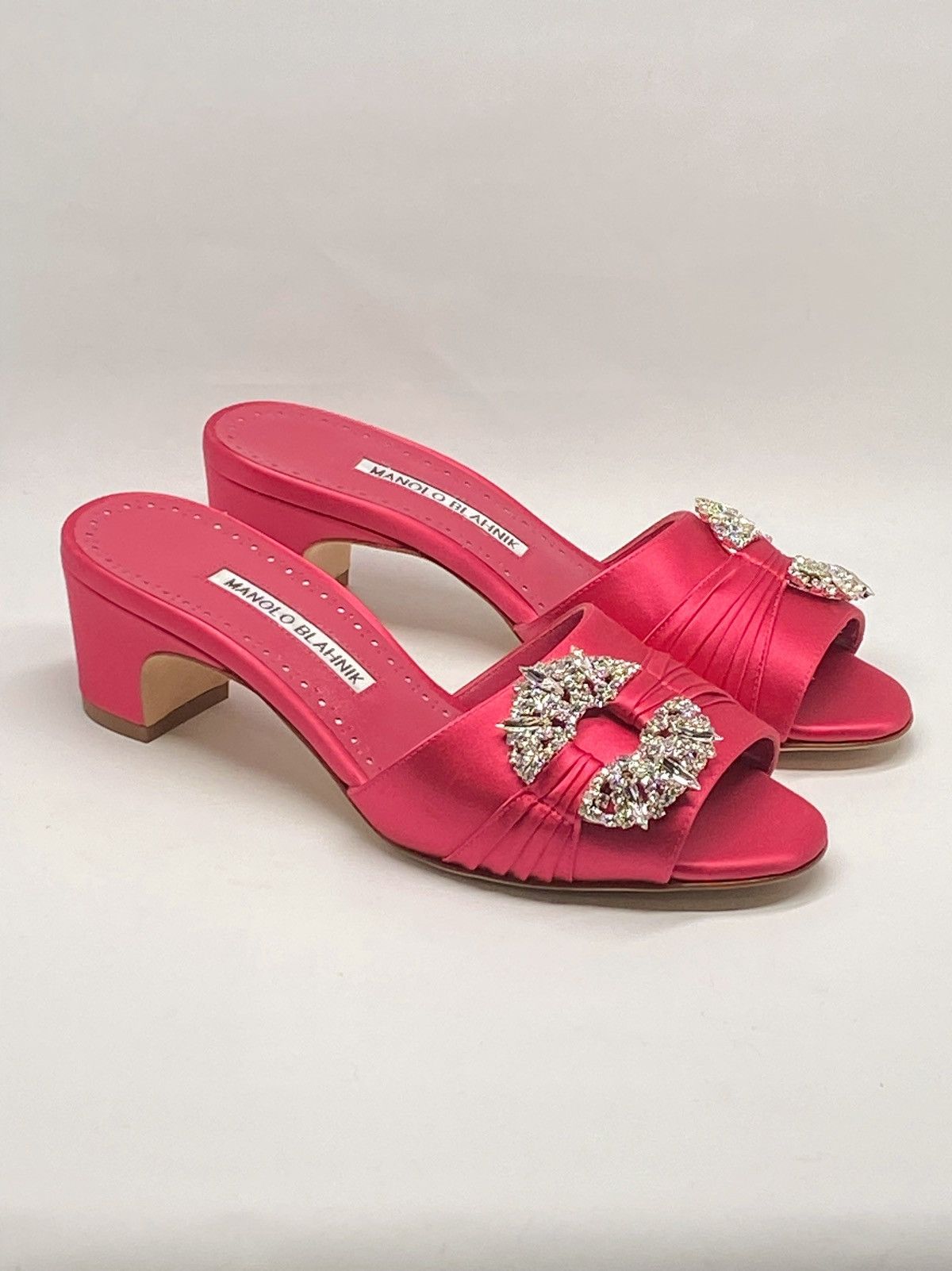 Manolo Blahnik Manolo Blahnik Prinap 50MM Satin Mules Size US 6 / IT 36 - 4 Thumbnail