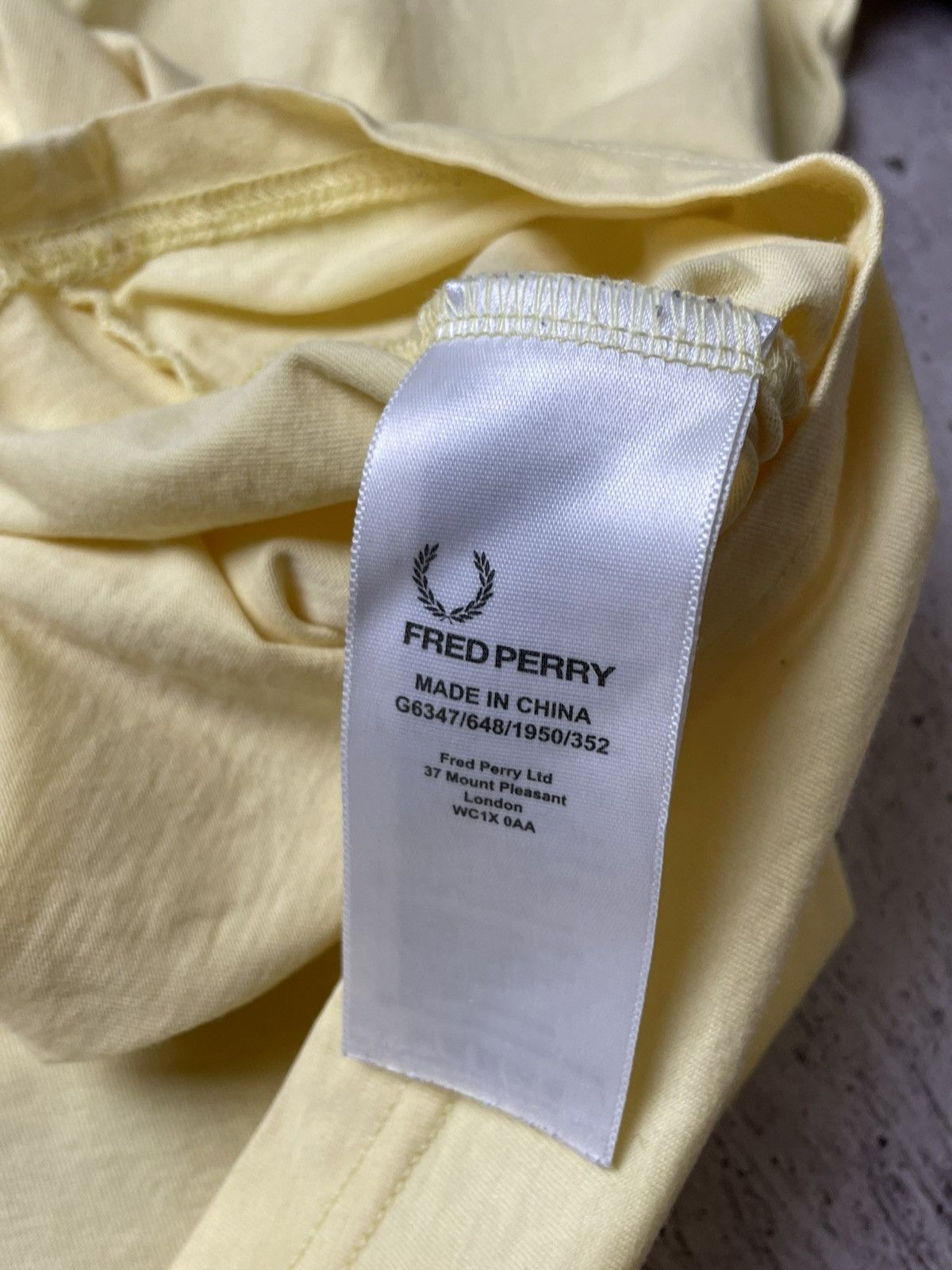 Fred Perry Fred Perry lamps T-shirt Size US M / EU 48-50 / 2 - 9 Thumbnail
