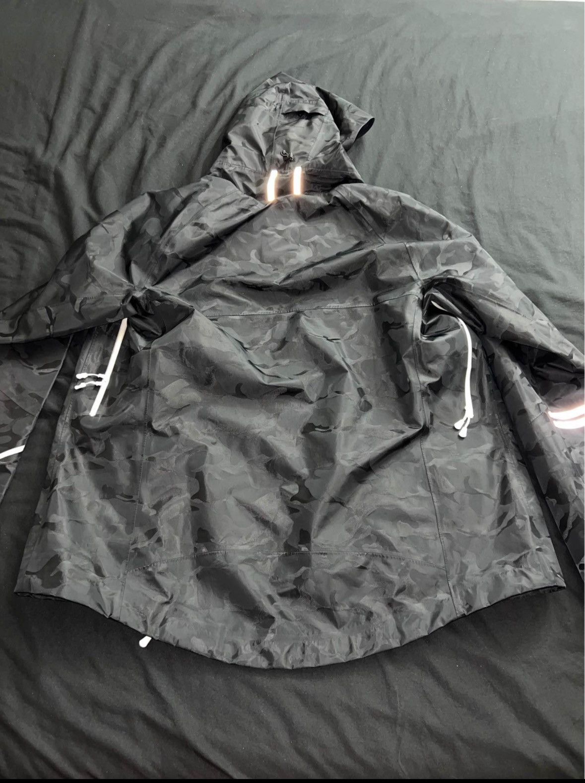 Canada Goose × October's Very Own CANADA GOOSE x OVO XL CAMO JACKET DISCONTINUED ( RARE) Size US XL / EU 56 / 4 - 8 Thumbnail