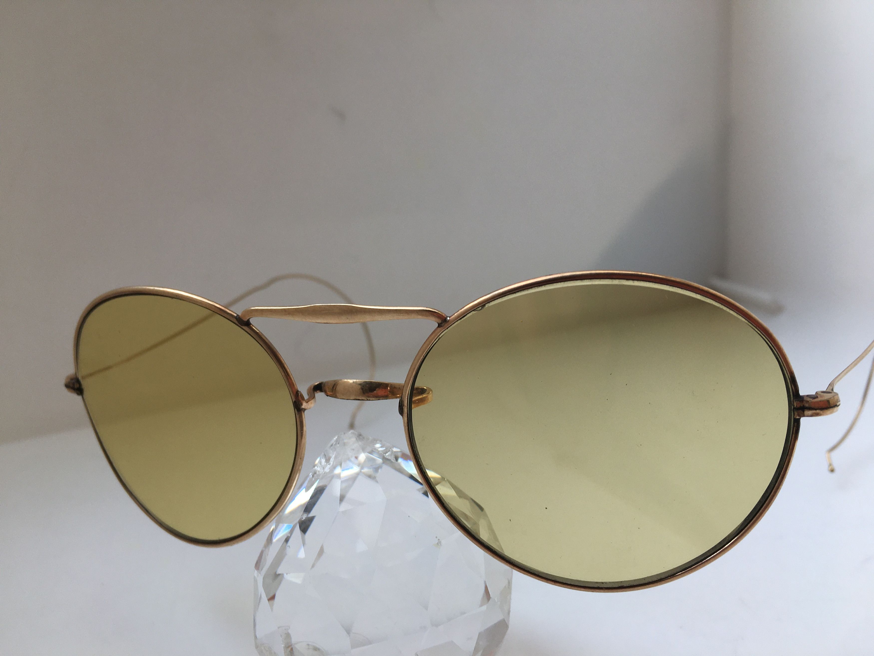Other '11 MOD MOTORING AUTOGLAS ROLLED GOLD SUNGLASSES U.S.A. Size ONE SIZE - 6 Thumbnail