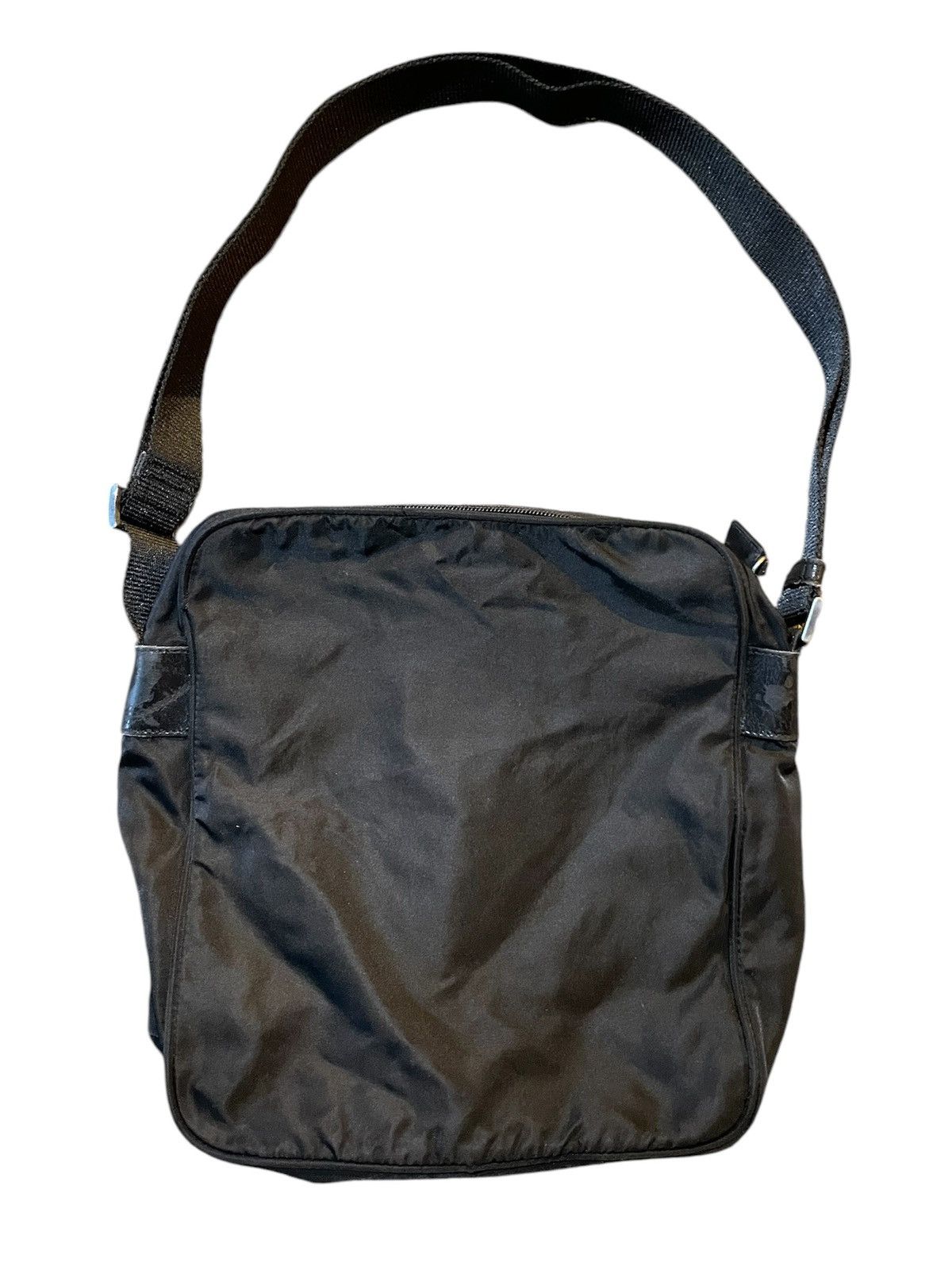 Prada × Vintage Authentic Luxury Vintage Prada Nylon Sling Bag Size ONE SIZE - 2 Thumbnail