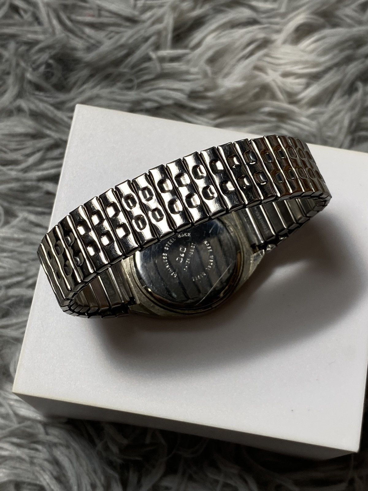 Japanese Brand × Jewelry × Vintage Timeless Elegance Q&Q Quartz Watch - Japanese Brand Size ONE SIZE - 11 Thumbnail