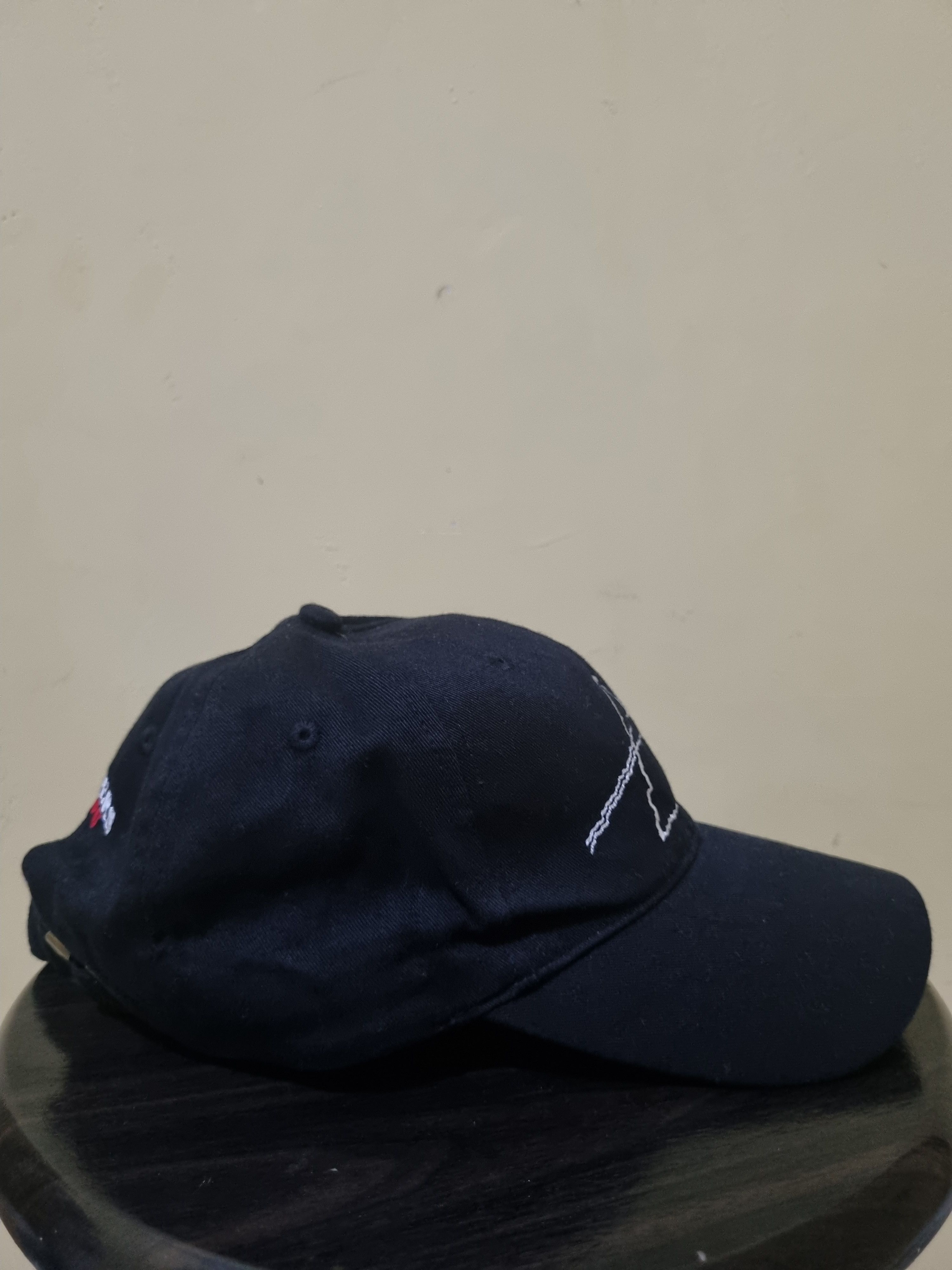 Vintage U2 + Pink Floyd Tour Hats Size ONE SIZE - 9 Thumbnail