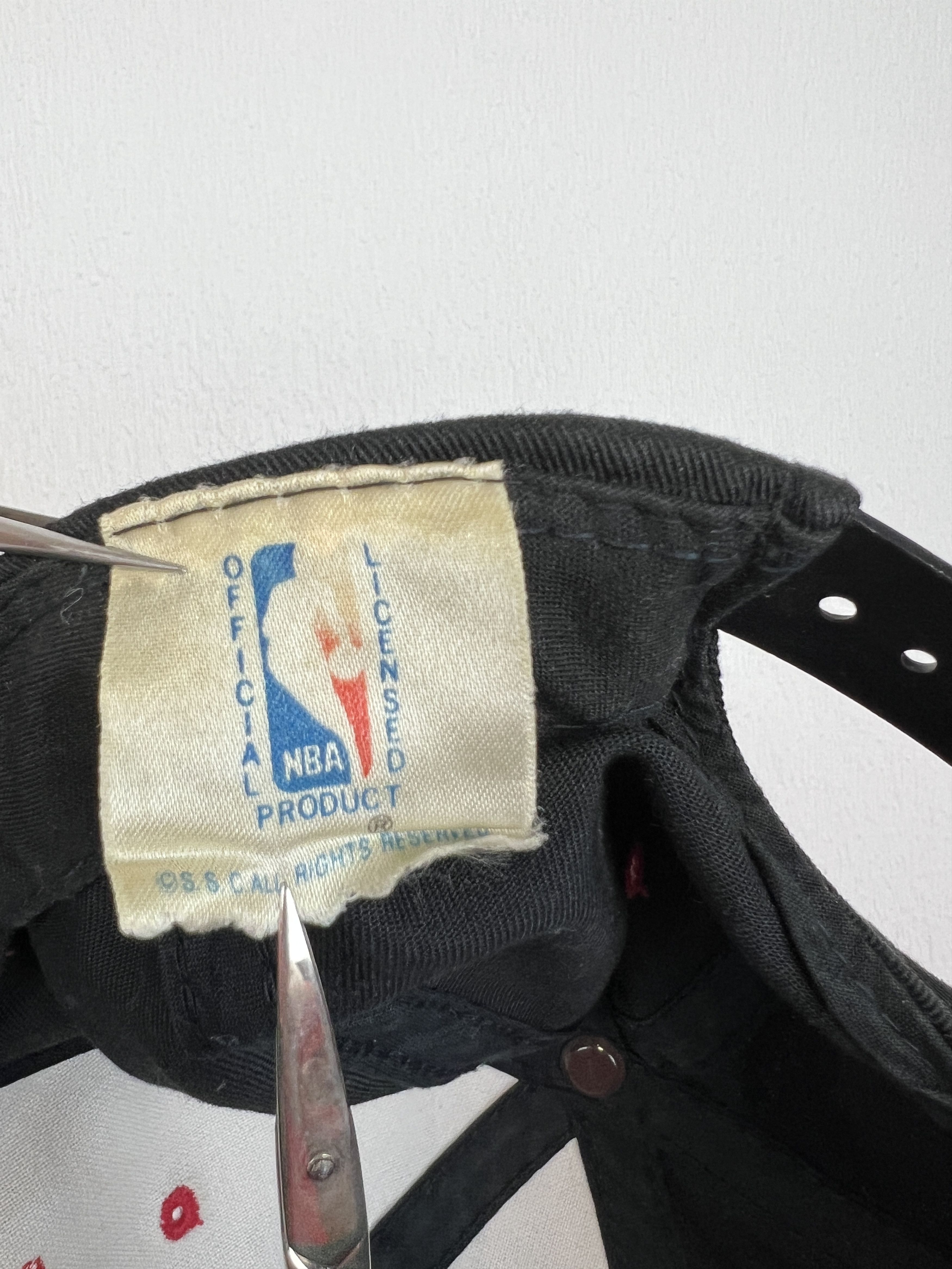 Vintage Vintage 90's Chicago Bulls NBA Cap Hat Snapback Jordan Hype Size ONE SIZE - 9 Thumbnail