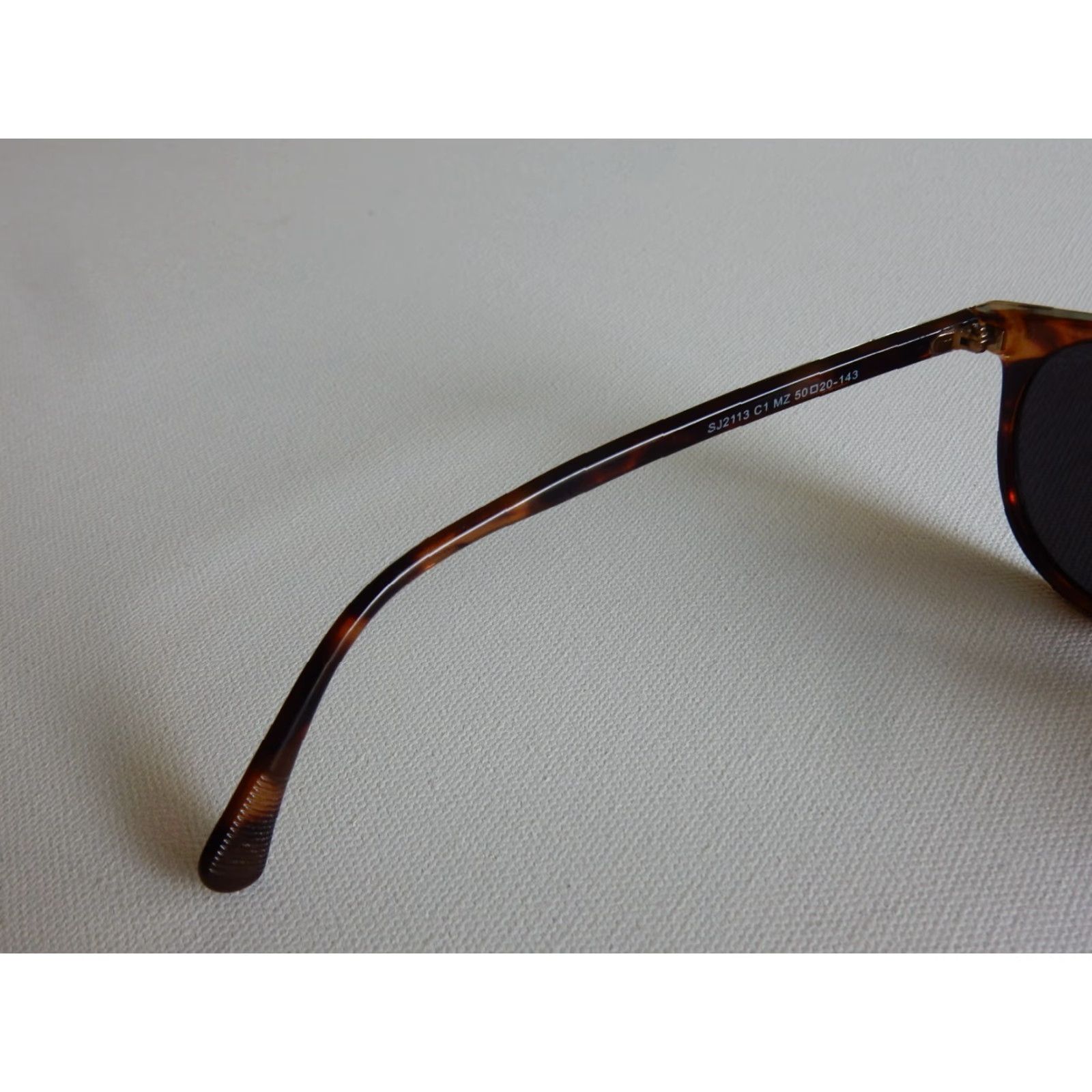 Vintage Sojos Sunglasses Women Brown Small Scratched Lens Fashion Accessories Size ONE SIZE - 5 Thumbnail