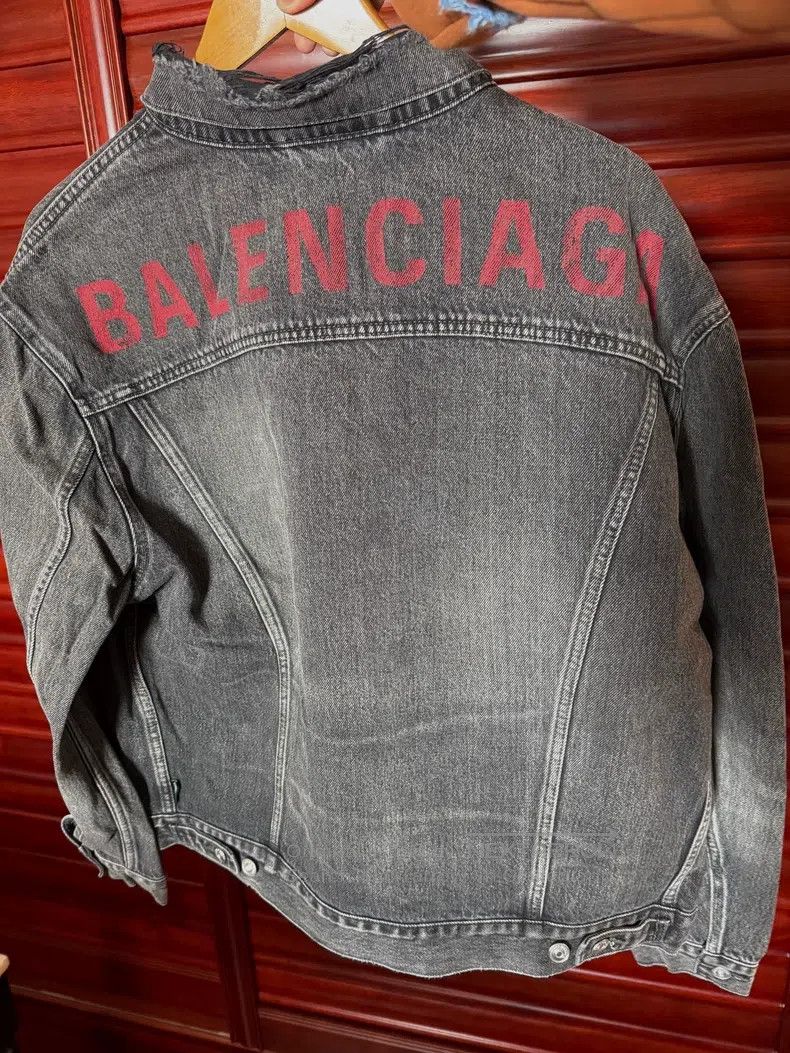 Balenciaga Balenciaga Denim Jacket with Back Logo Size XXS / US 00 / IT 34 - 2 Thumbnail