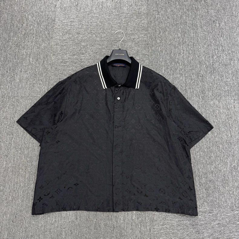 Louis Vuitton Louis Vuitton SS25 Monogram Short Sleeve Shirt Size US XXL / EU 58 / 5 - 1 Thumbnail