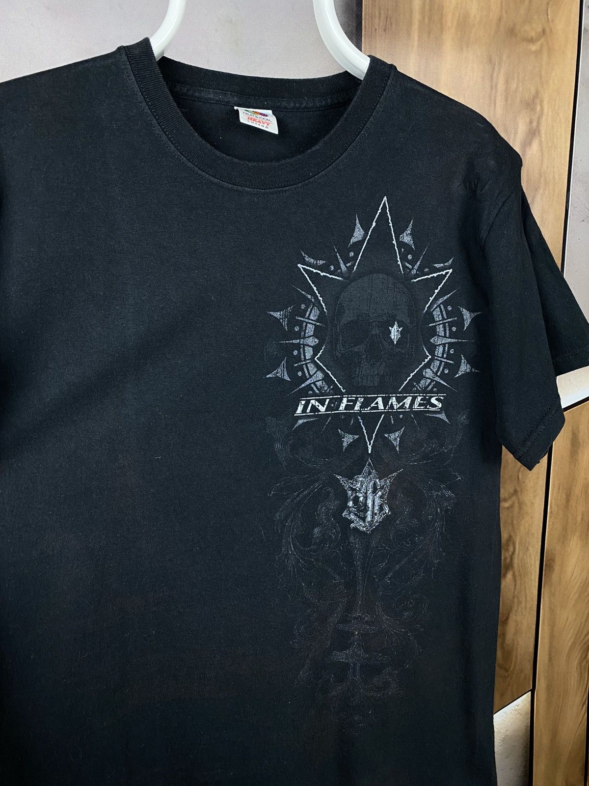 Band Tees 💀Vintage T-Shirt In Flames Rock Band Tee💀 Size US L / EU 52-54 / 3 - 2 Thumbnail