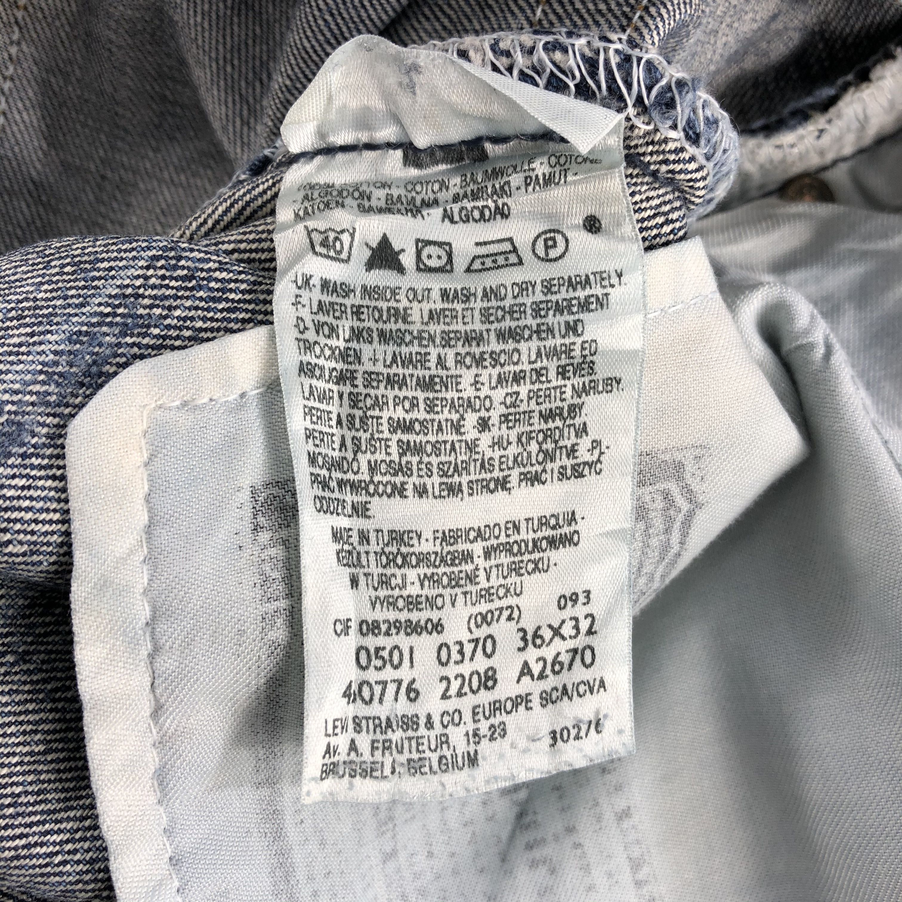 Levi's Vintage 90s Levis Jeans Lot 501-JM969 Size US 35 - 10 Thumbnail