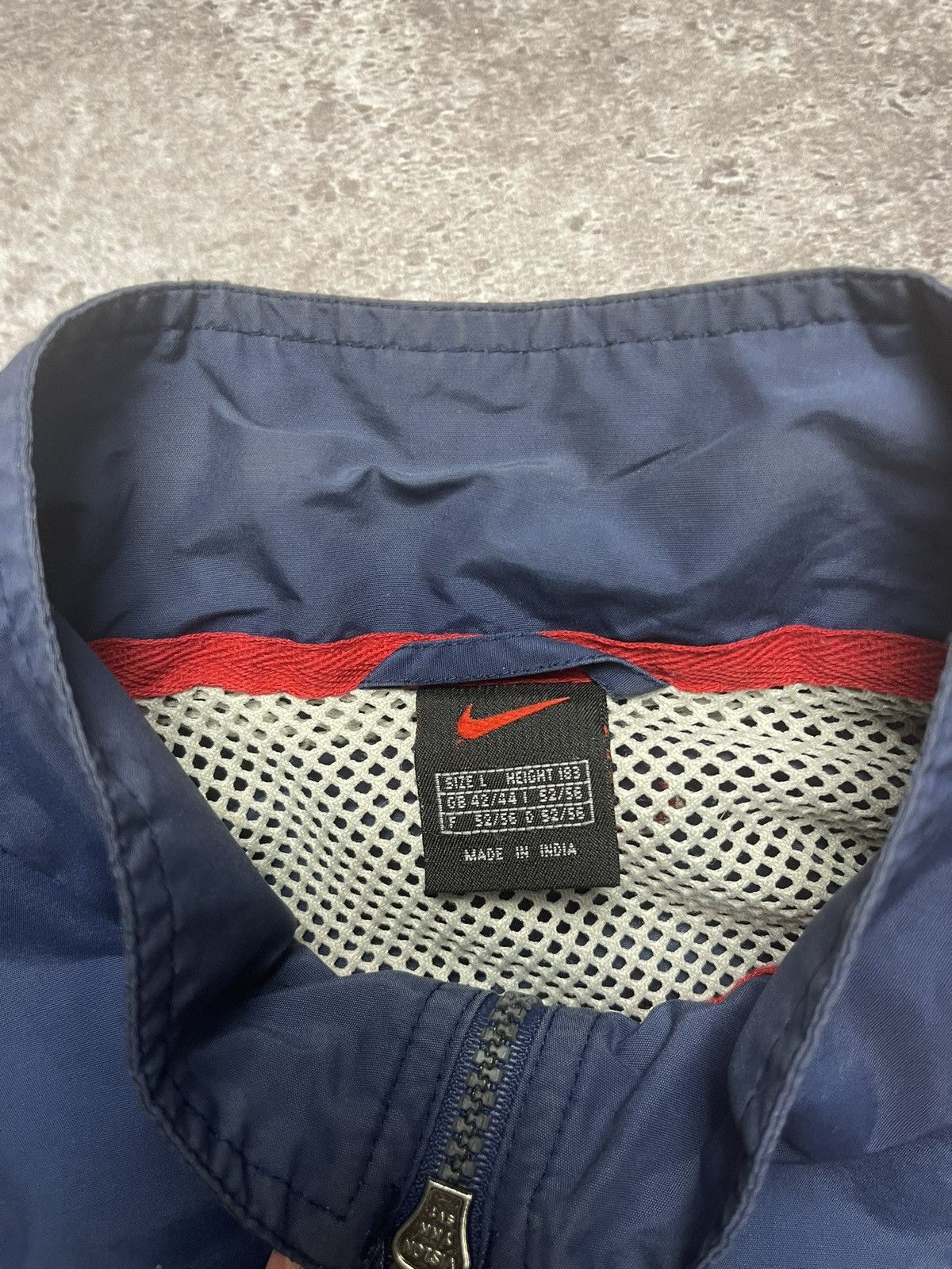 Nike Nike Vintage Nylon Windbreaker 90s Y2K Size US L / EU 52-54 / 3 - 4 Thumbnail