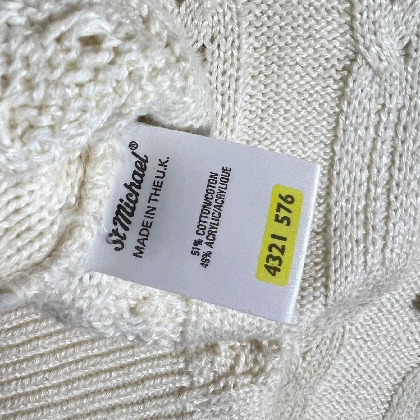 Marks & Spencer VINTAGE ST MICHAEL Marks & Spencer Cream Cable Knit Jumper XL 46 Large Men Pullover 51% Cotton 49% Acrylic Womens Mens Size US XL / EU 56 / 4 - 4 Thumbnail