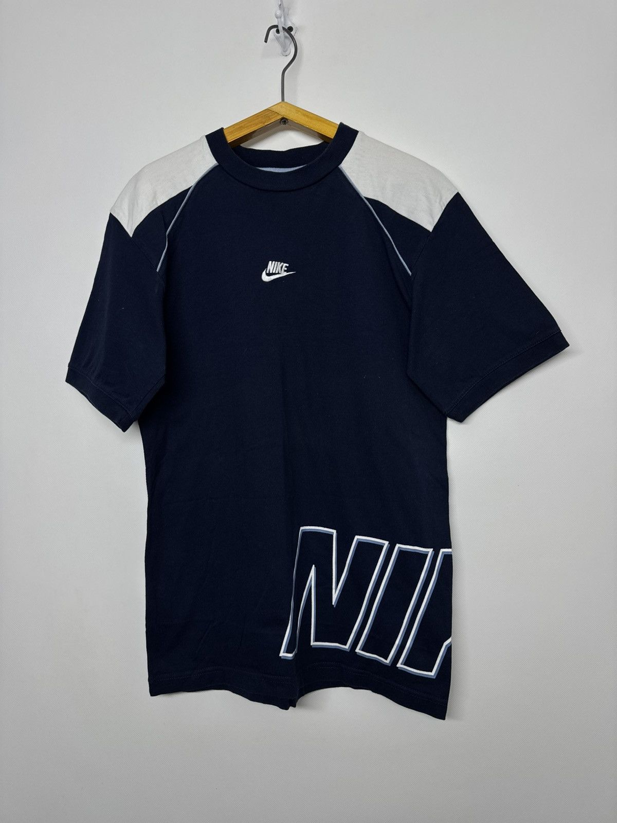 Nike Vintage Nike Center Swoosh T-Shirt 90’s Size US S / EU 44-46 / 1 - 3 Thumbnail