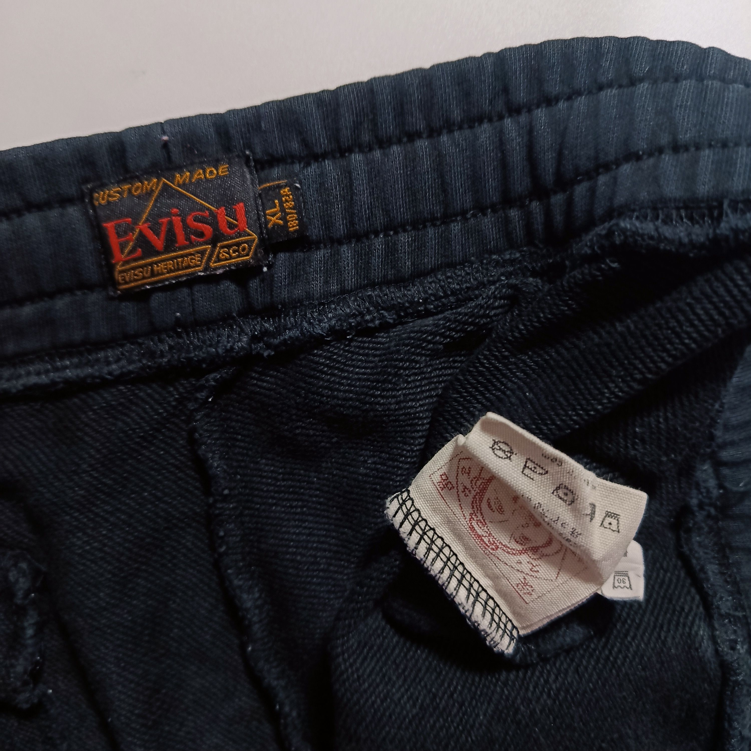 Evisu EVISU Heritage Daikoku Sweat Shorts Size US 33 - 5 Thumbnail