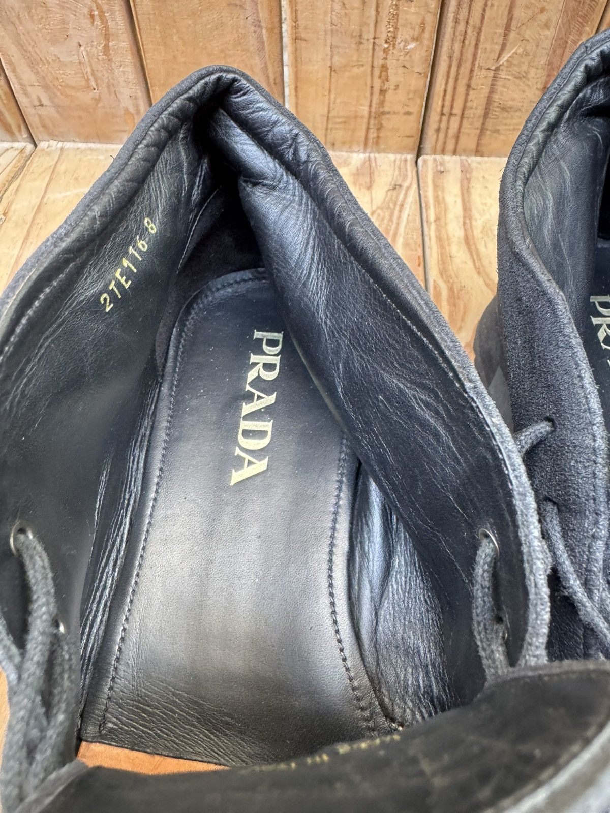Prada Prada distressed leather Men’s chukka boots SIZE UK 8 US 9 Size US 9 / EU 42 - 15 Thumbnail