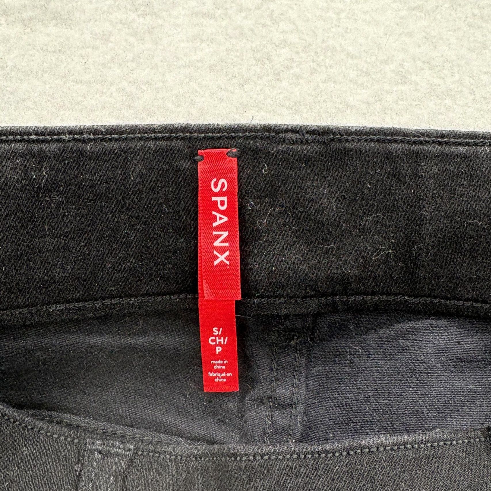 Spanx Spanx High-Rise Ankle Skinny Shaping Jeans Womens Small Black Tummy Control Pant Size 28" / US 6 / IT 42 - 3 Thumbnail