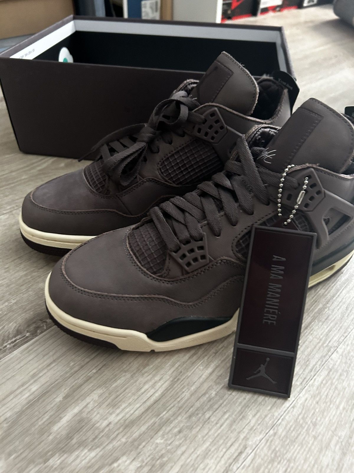 A Ma Maniere × Nike Jordan 4 Retro SP x À Ma Manière Size US 9 / EU 42 - 13 Thumbnail