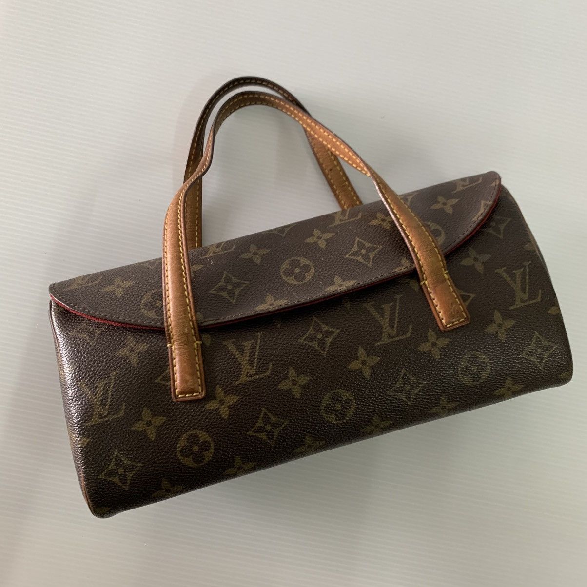 Louis Vuitton Louis Vuitton Monogram Handbag Size ONE SIZE - 9 Thumbnail