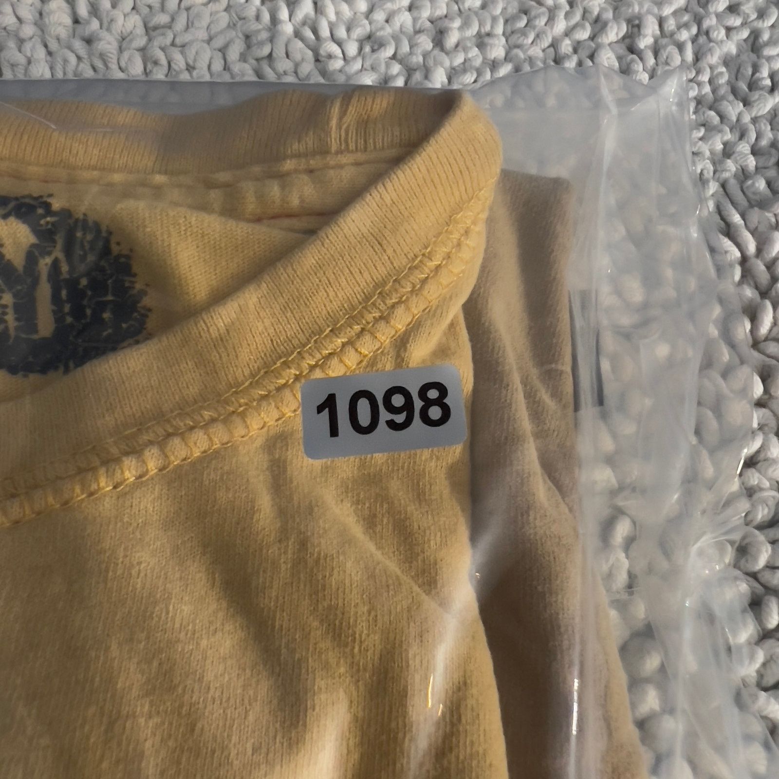 Other Industry 9 T-Shirt Extra Large Cotton Yellow Fades To Tan Size US XL / EU 56 / 4 - 12 Thumbnail