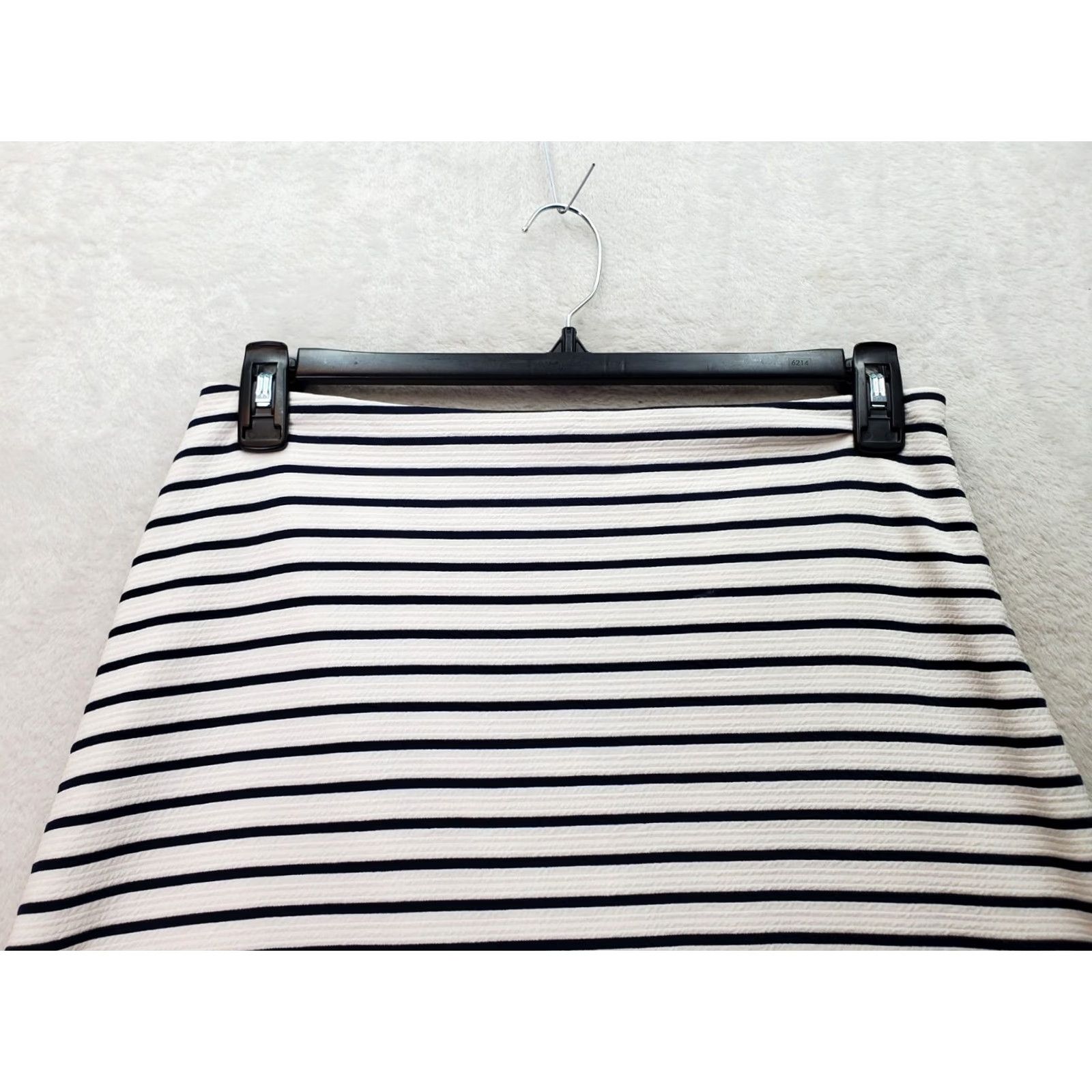 AQUA Aqua Skirt Womens Size XL Navy Striped Seersucker Lined Side Zipper A-Line Short Size 40" / US 18 - 4 Thumbnail