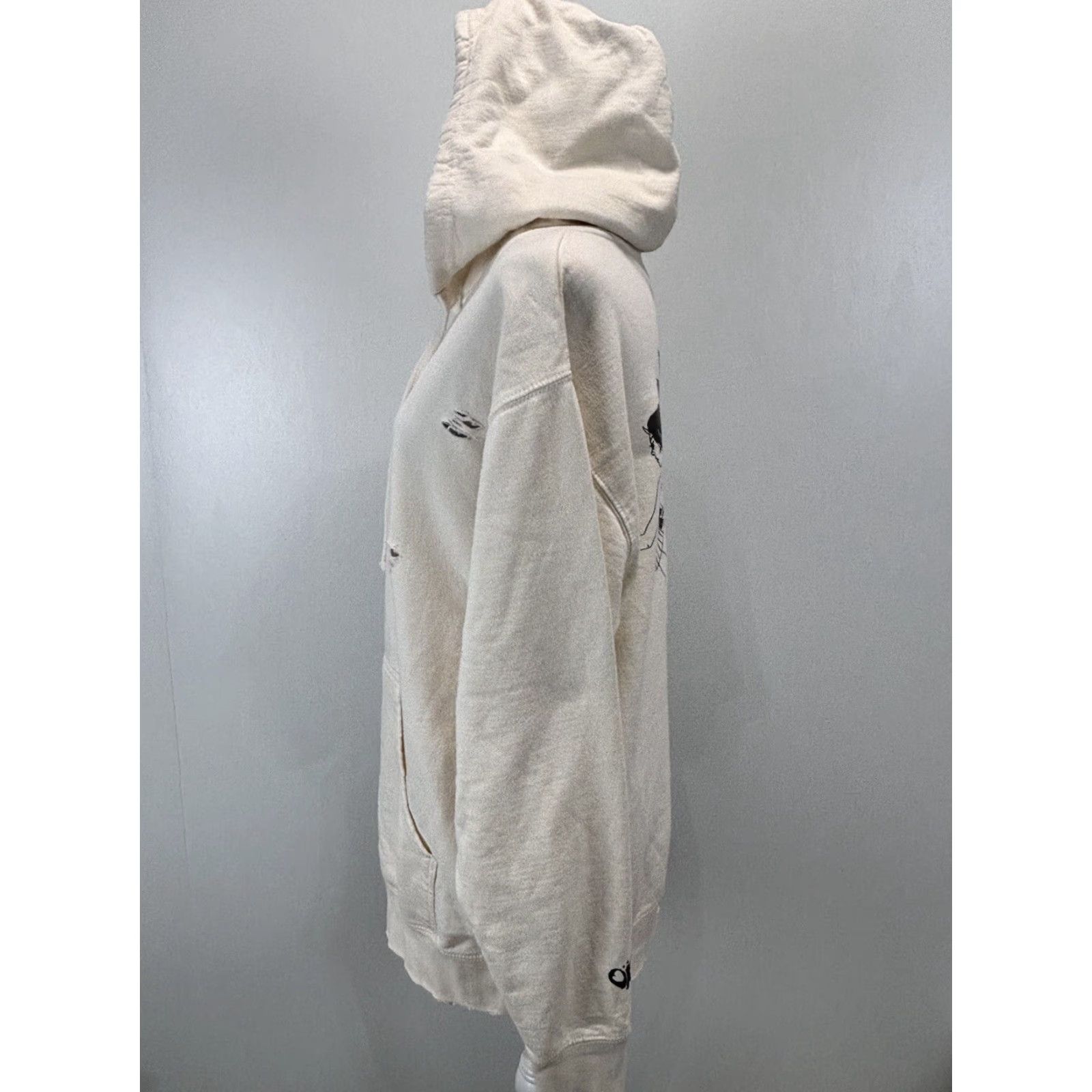 Vintage Olivia Rodrigo Tour Sweatshirt Sour Distressed Cream Black Graphics Size Large Size L / US 10 / IT 46 - 2 Thumbnail