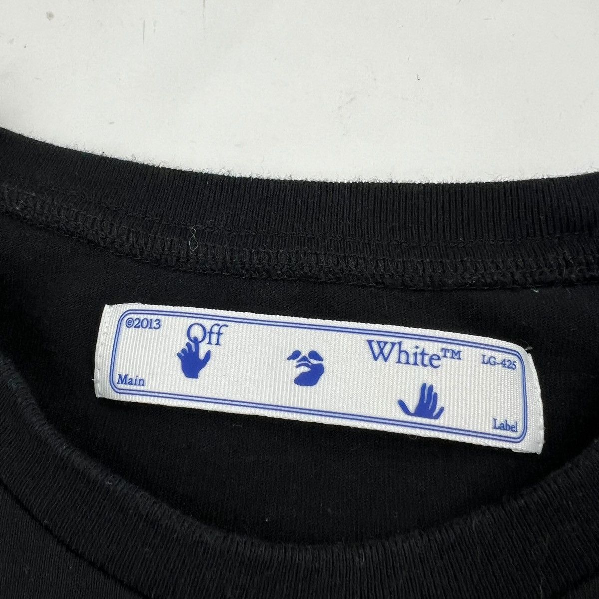 Off-White Off-White Caravaggio Arrows Black Long Sleeve T Shirt Size US L / EU 52-54 / 3 - 4 Thumbnail