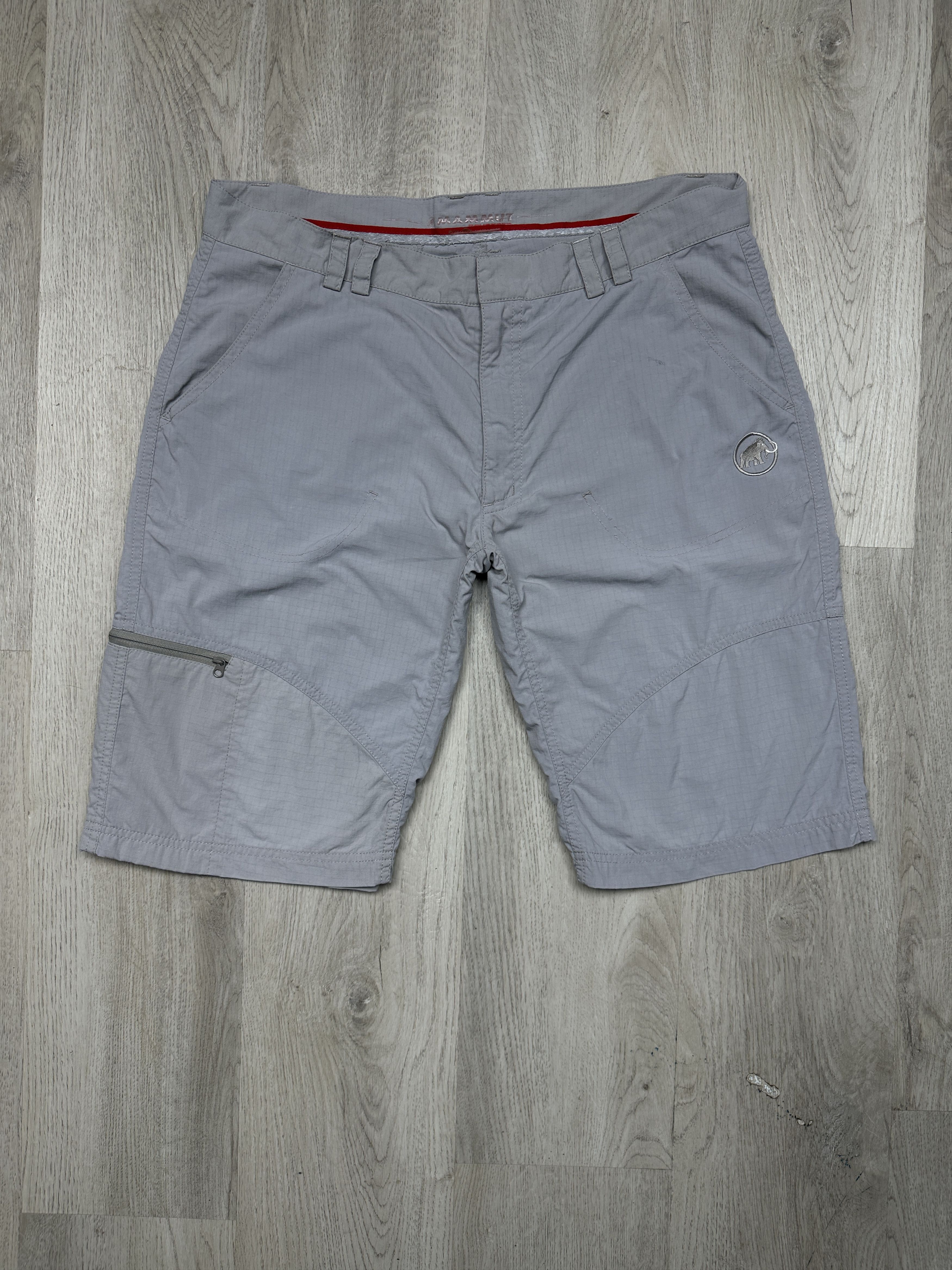 Mammut Mammut Vintage Mens Outdoor Shorts Size US 36 / EU 52 - 1 Thumbnail