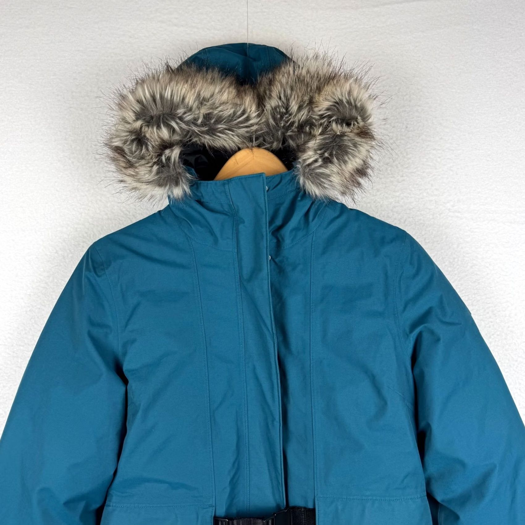 The North Face VINTAGE The North Face Dungari Blue Arctic Down Filled Faux Fur Lined Coat Womens Medium Size M / US 6-8 / IT 42-44 - 4 Thumbnail