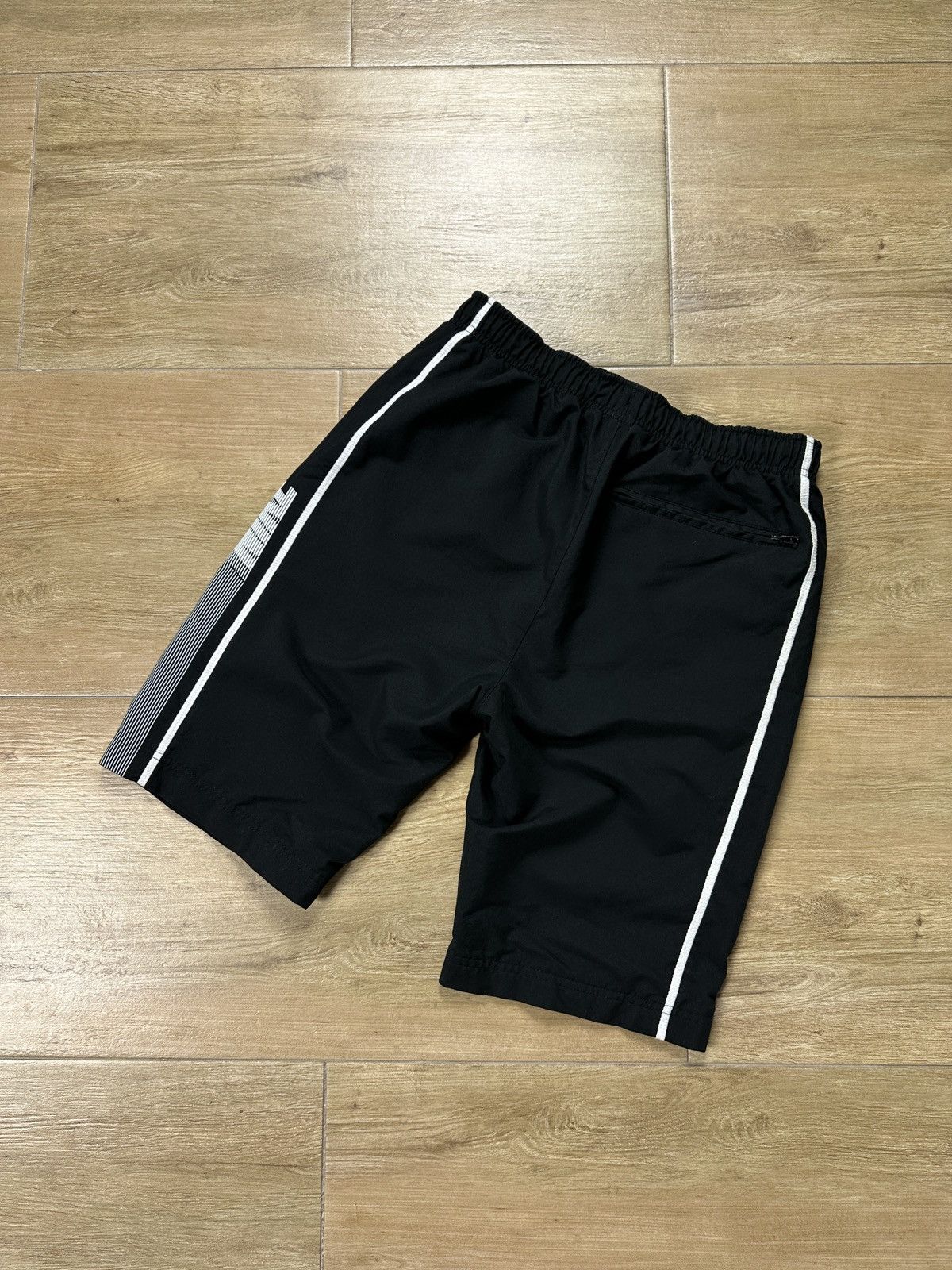 Nike × Vintage Vintage Y2K Nike Logo Shorts Size US 30 / EU 46 - 10 Thumbnail