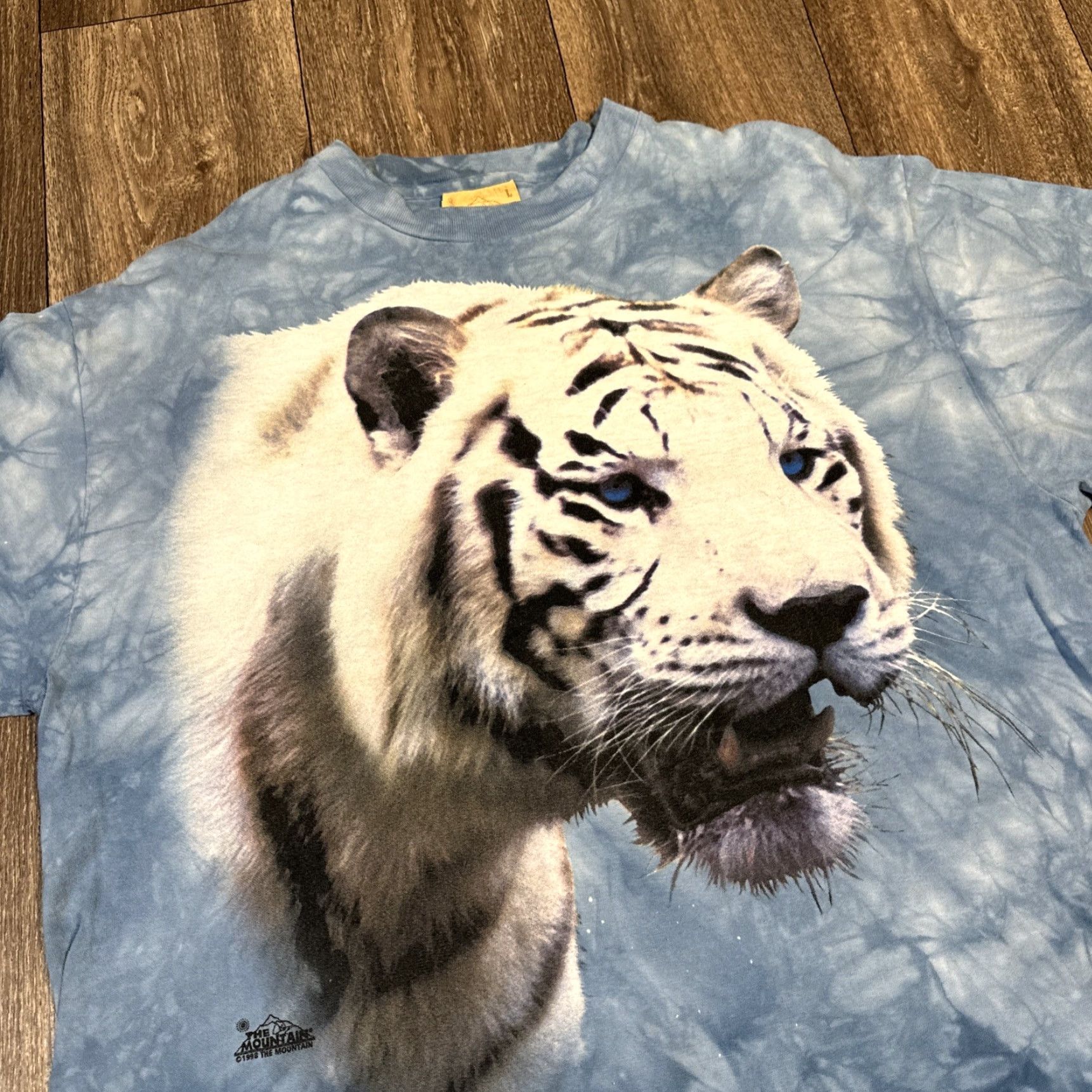 The Mountain VINTAGE The Mountain T-Shirt Large White Tie Dye Tiger Animal Nature 1998 Mens White Size US L / EU 52-54 / 3 - 3 Thumbnail