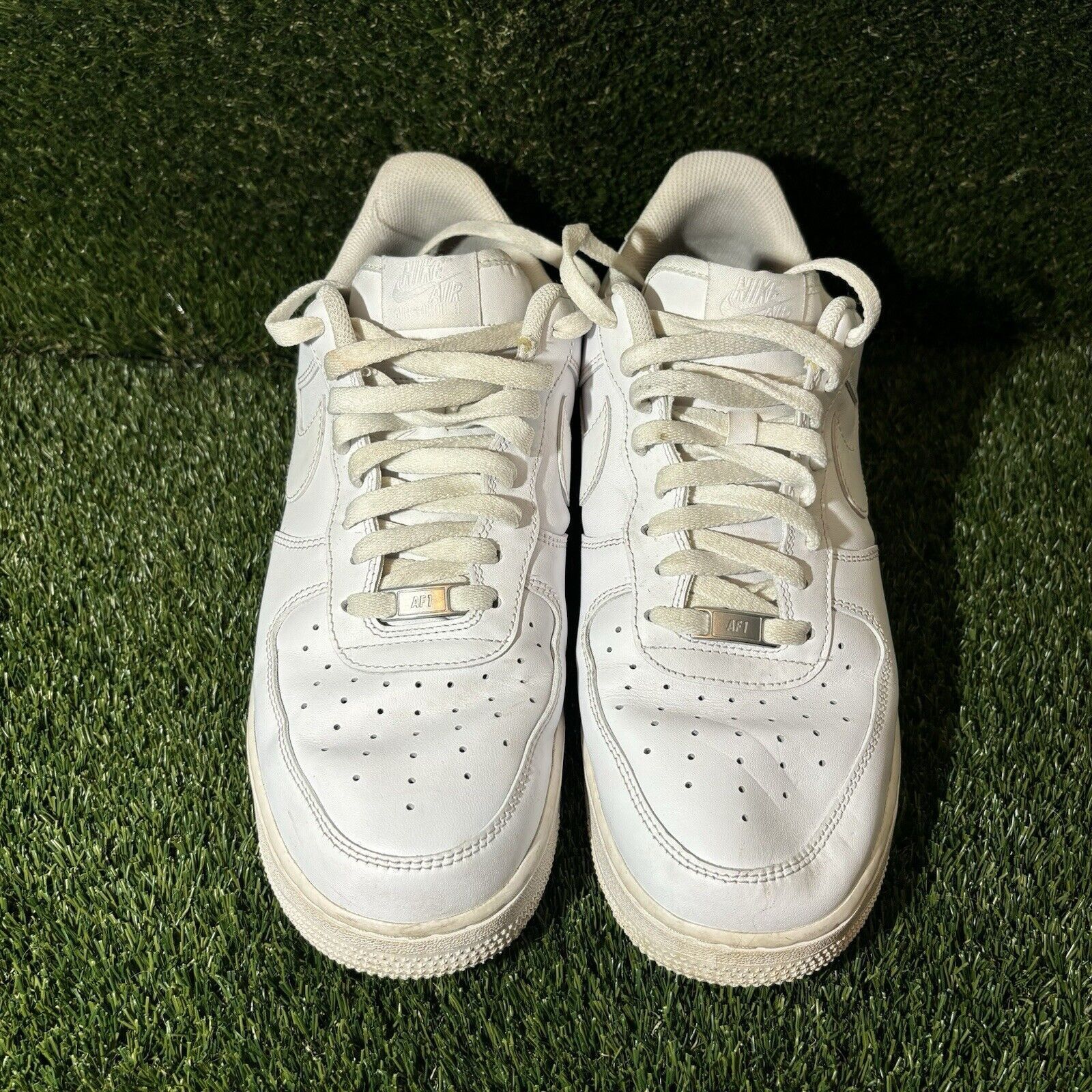 Nike Size 12 - Nike Air Force 1 '07 Low Triple White Size US 12 / EU 45 - 2 Thumbnail