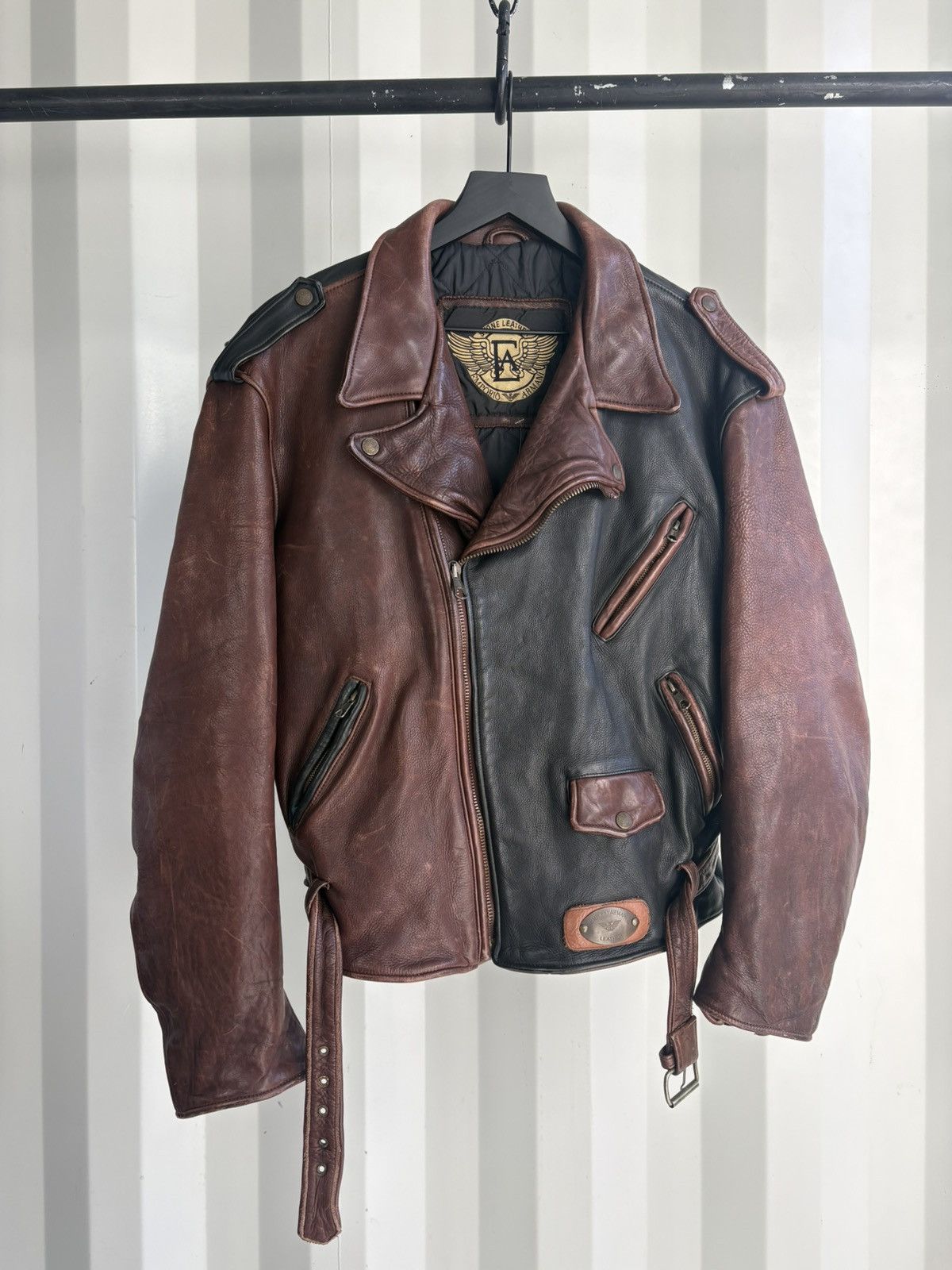 Emporio Armani Leather Moto Jacket Size US L / EU 52-54 / 3 - 1 Thumbnail